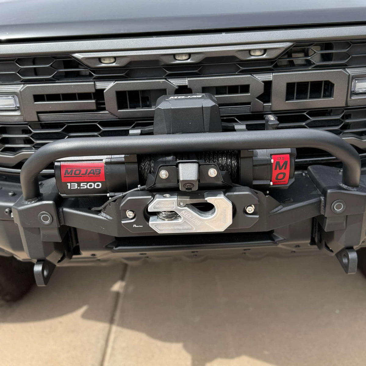 MOJAB MO13.5 Series 13,500 lb Electric Winch
