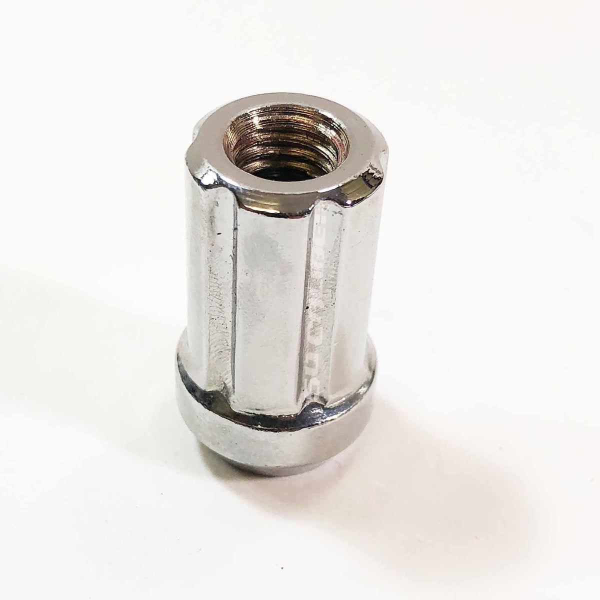 Chrome Locking Lug Nuts - 16 Pack