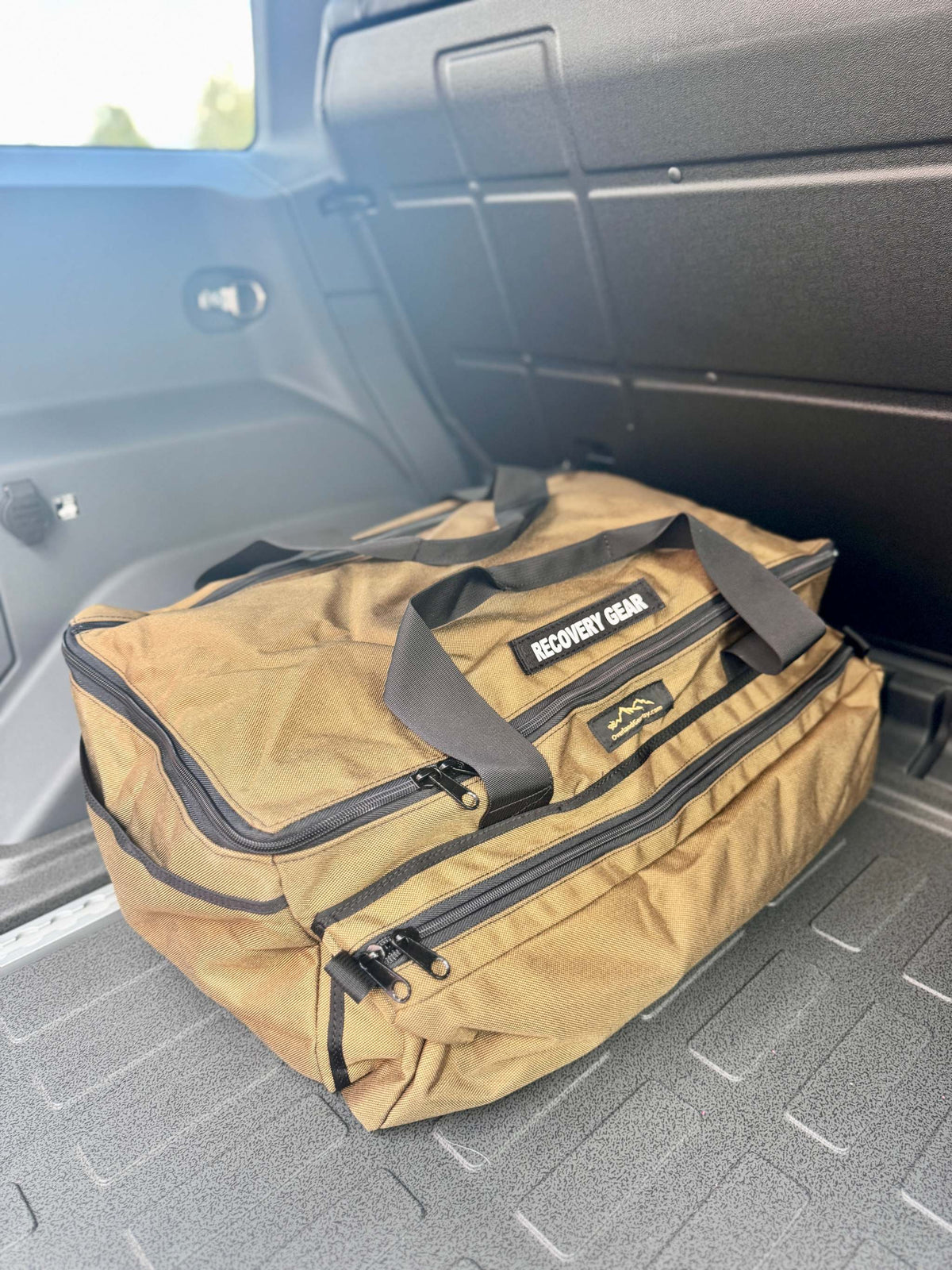 Deluxe Recovery Gear Bag - Durable, Rugged and Reliable Storage