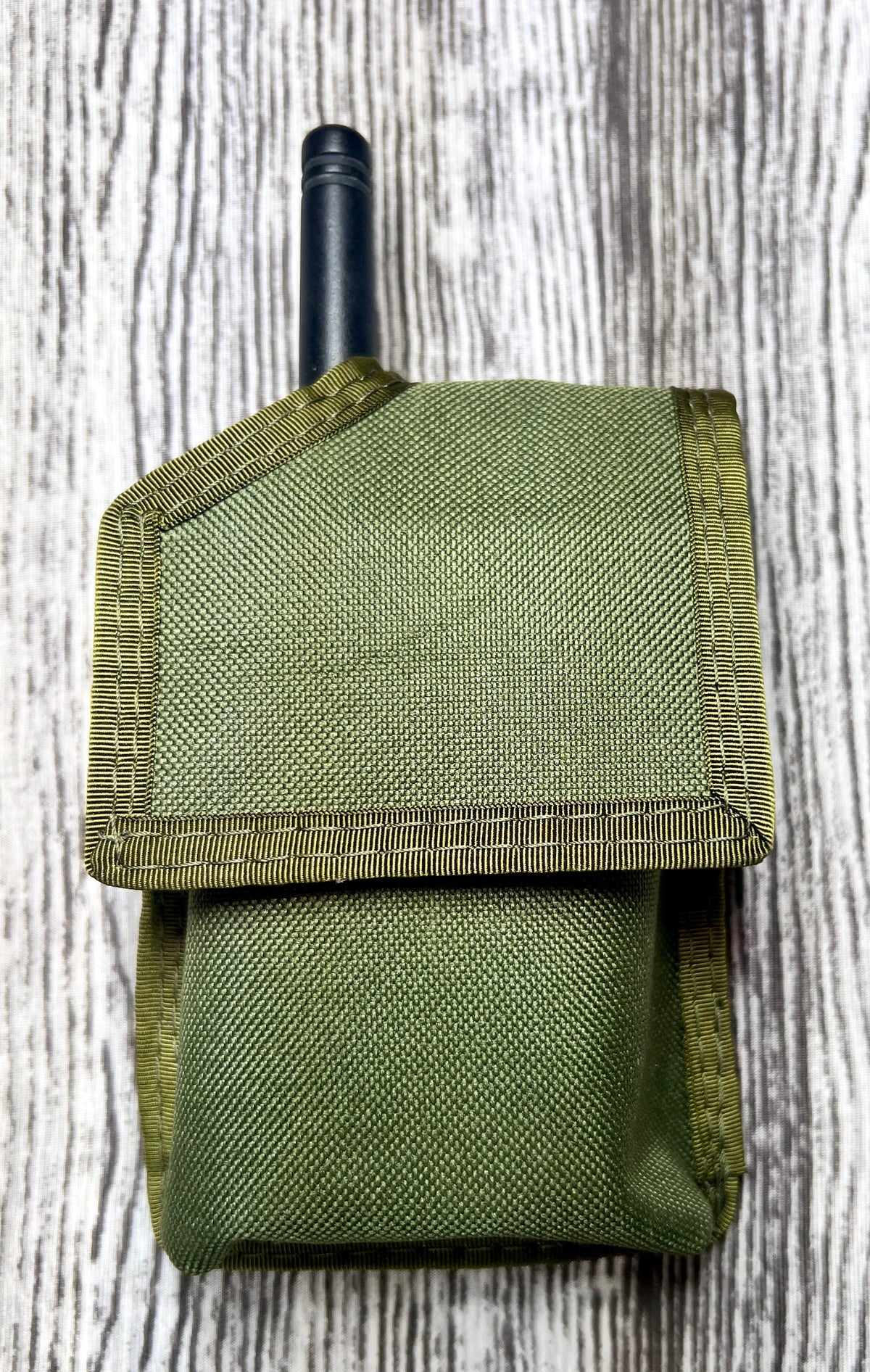 Radio FRS / GPS MOLLE de bolsillo