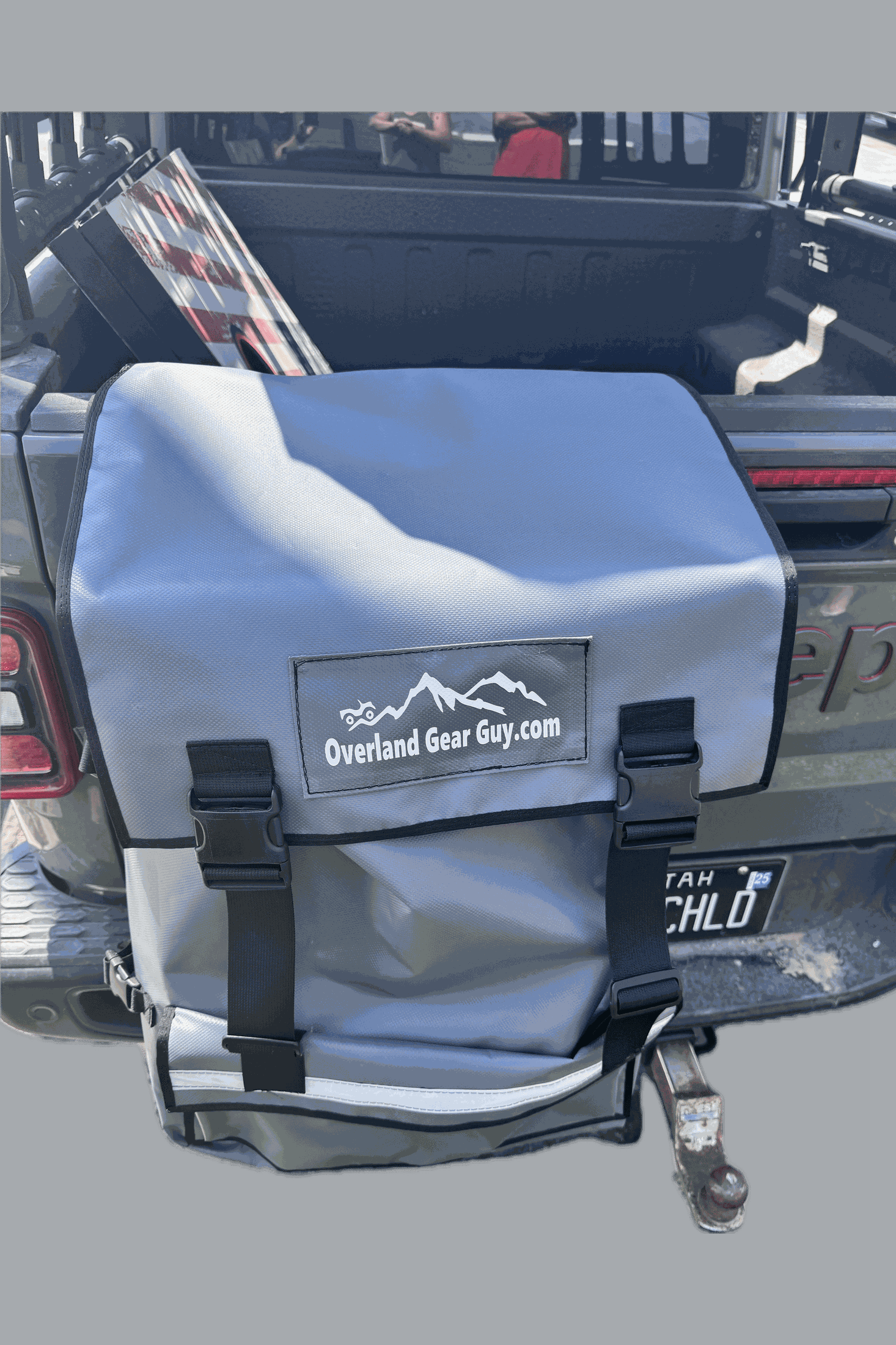 The Max Adventure Tailgate Trash Bag