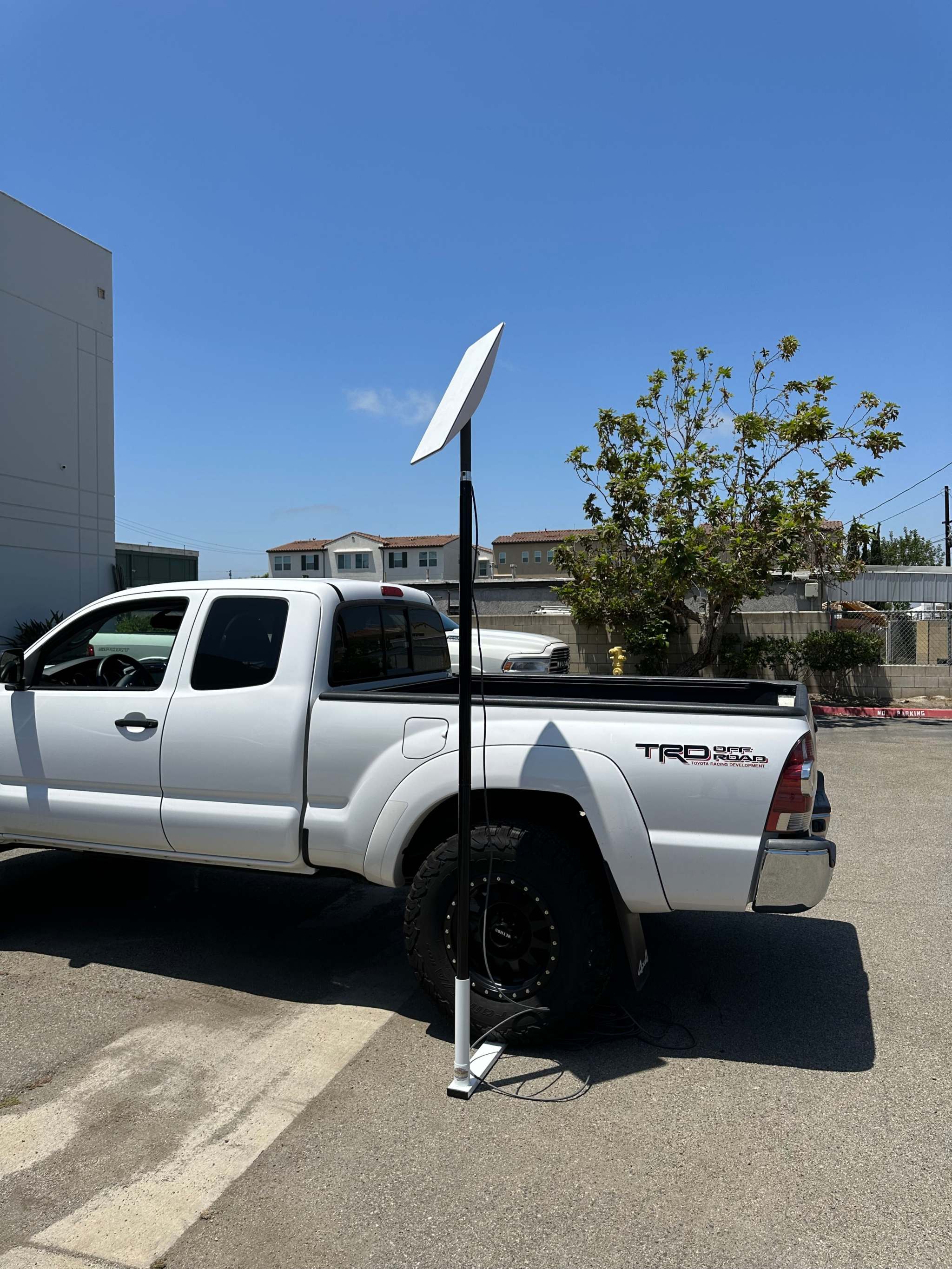 Starlink MINI Kit - Universal Steel Pole System for Easy Installation