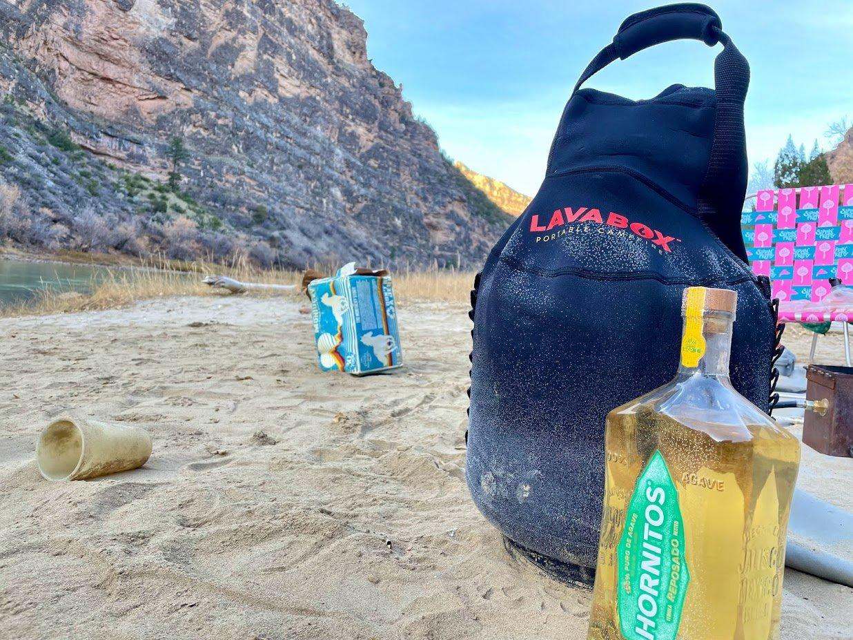 5 LB Propane Tank Insulator and Carrier - Burt's Tank Top, Durable