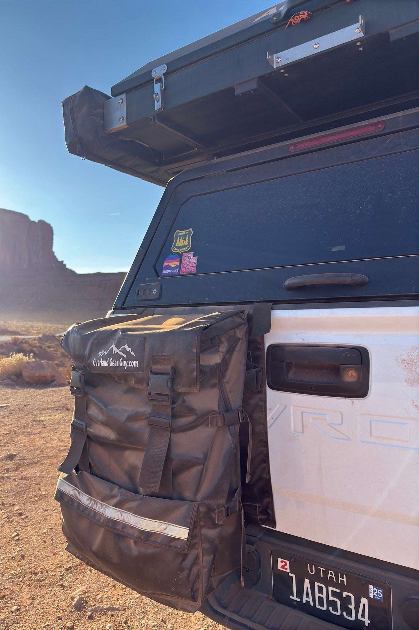 The Max Adventure Tailgate Trash Bag