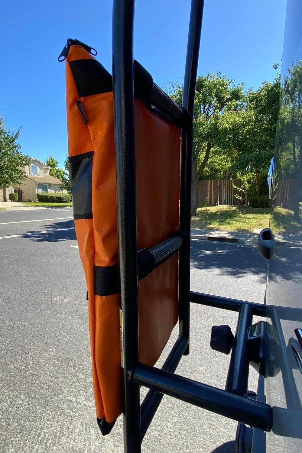 INEOS Grenadier  Ladder Trash Bag - 24 inch