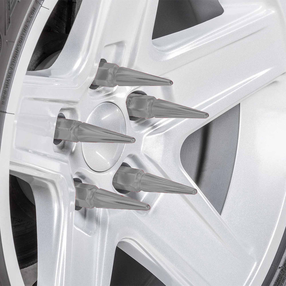 9/16 Extended Spike Lug Nuts - 60 Degree Taper Seat