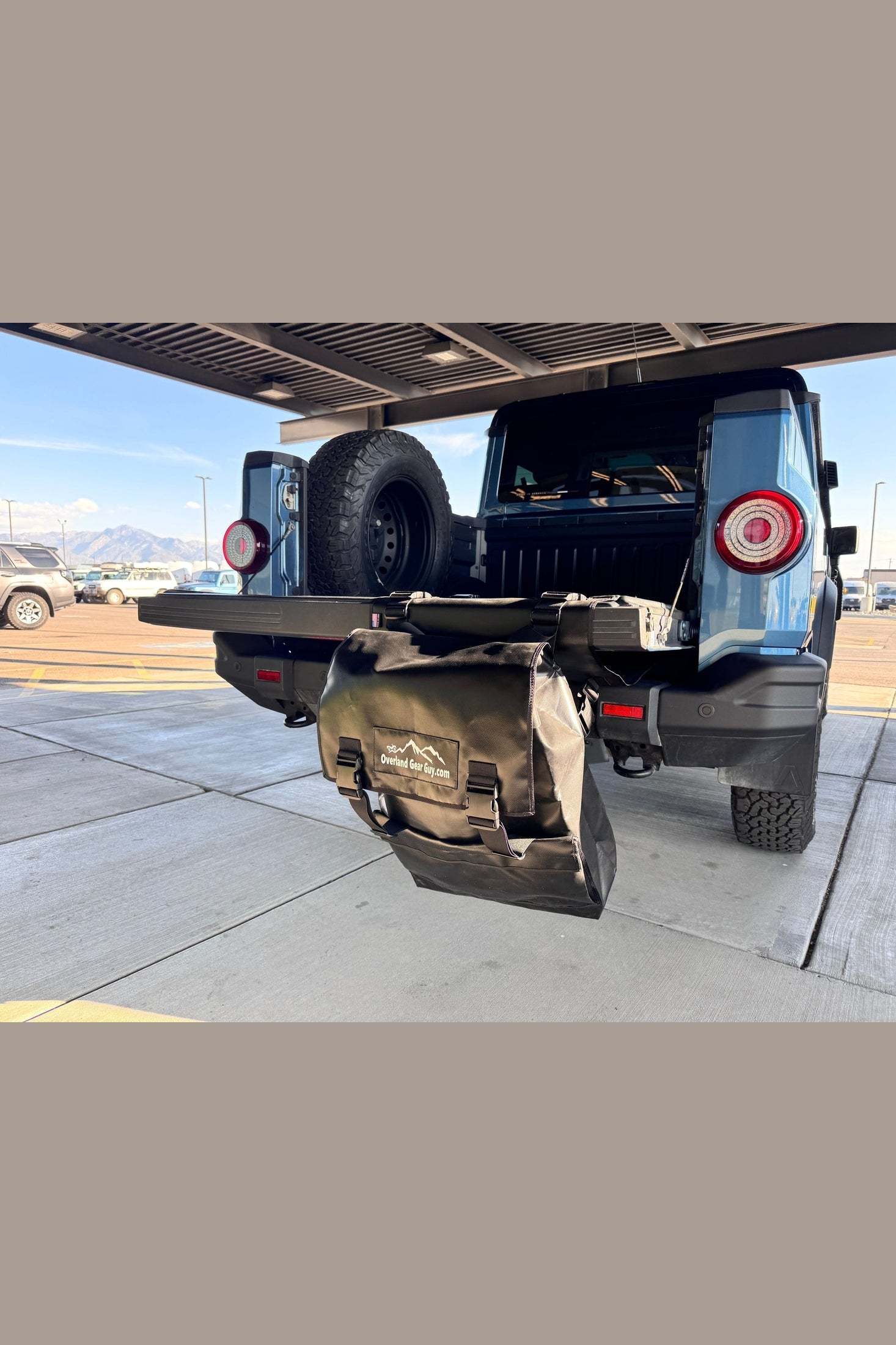 Tailgate Trash Bag Gladiator - Tacoma - Ram - Rivian -QuarterMaster