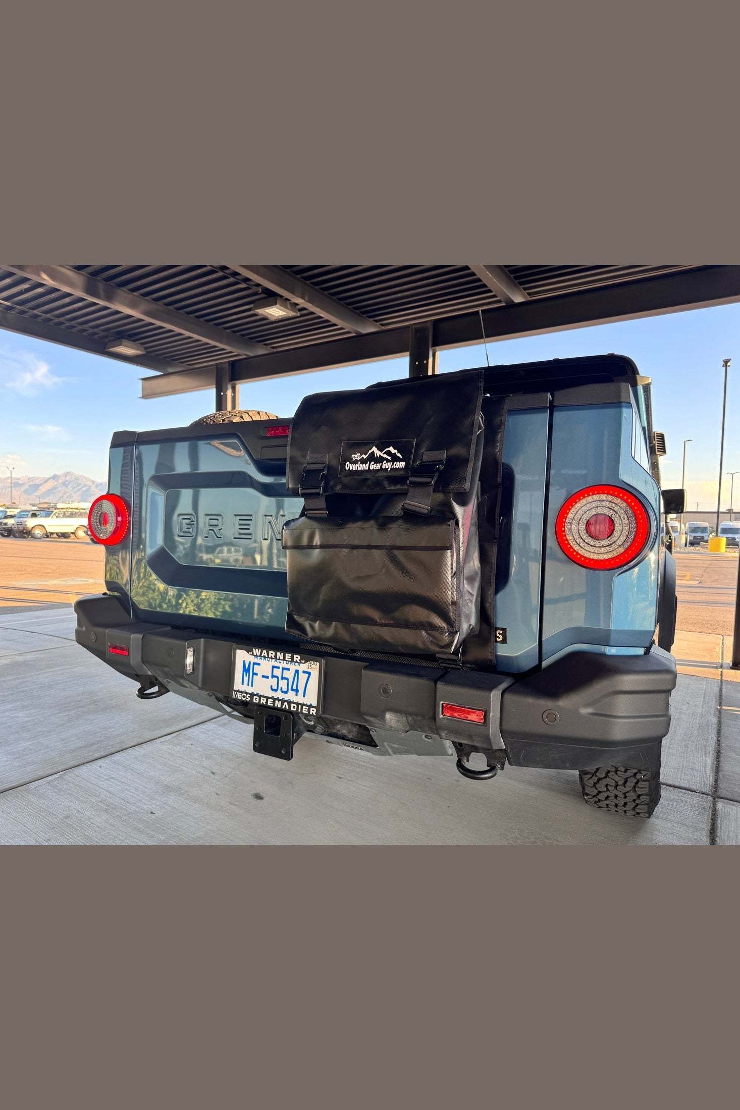 Tailgate Trash Bag Gladiator - Tacoma - Ram - Rivian -QuarterMaster