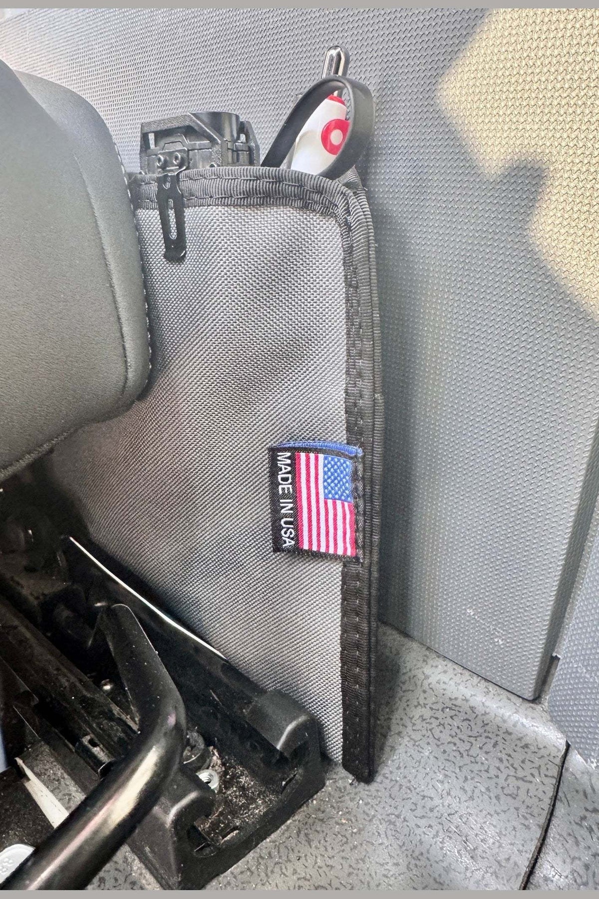 Seat Gap Sleeve - Keep Your Car Organized with this Universal Gap Filler