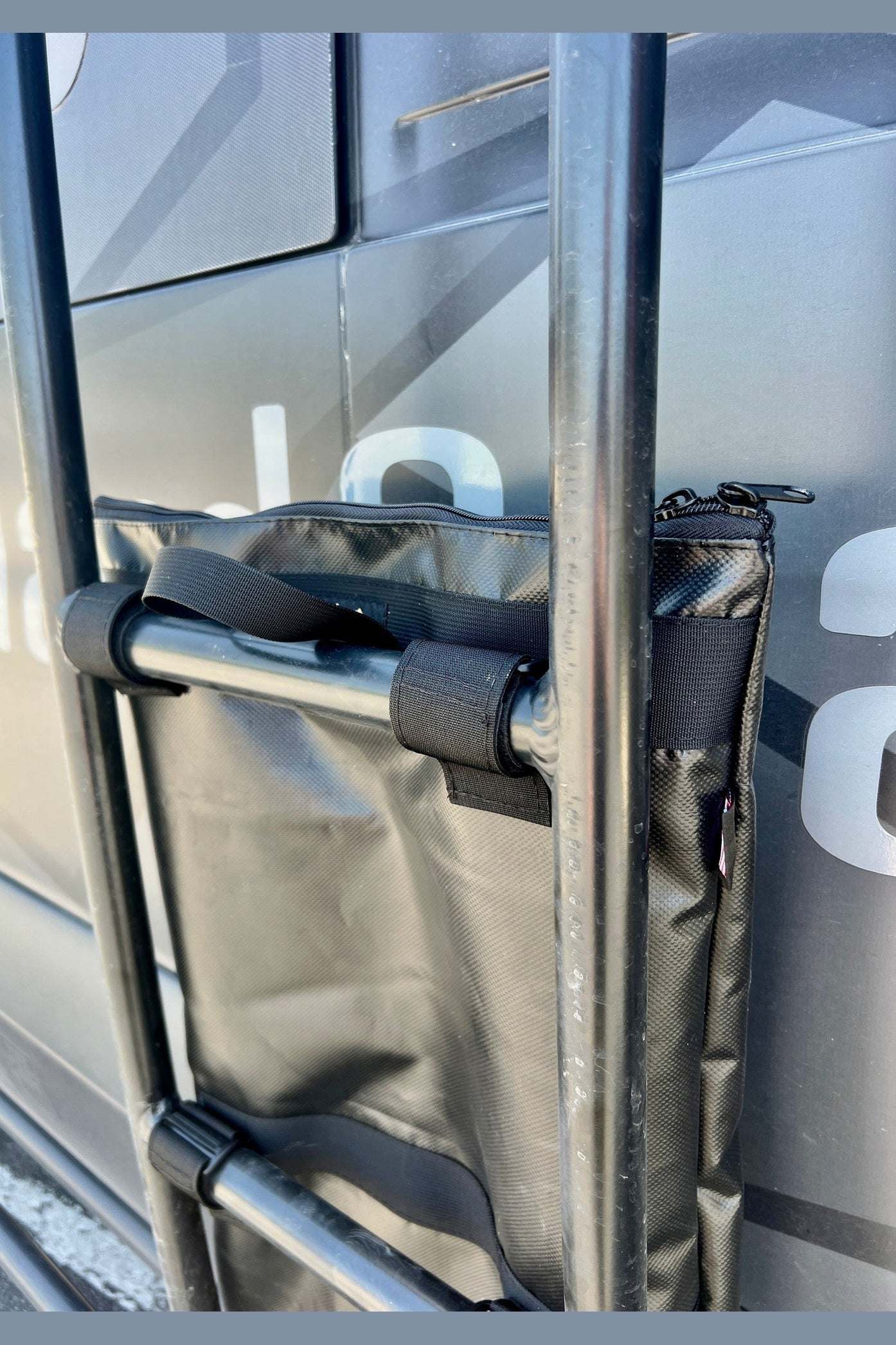 INEOS Grenadier  Ladder Trash Bag - 24 inch