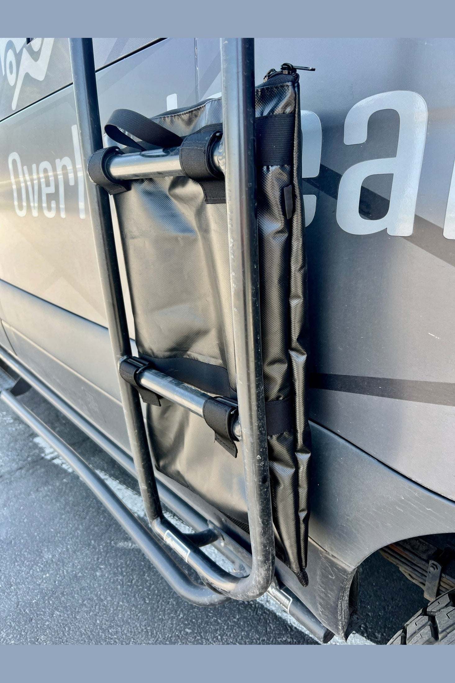 INEOS Grenadier  Ladder Trash Bag - 24 inch