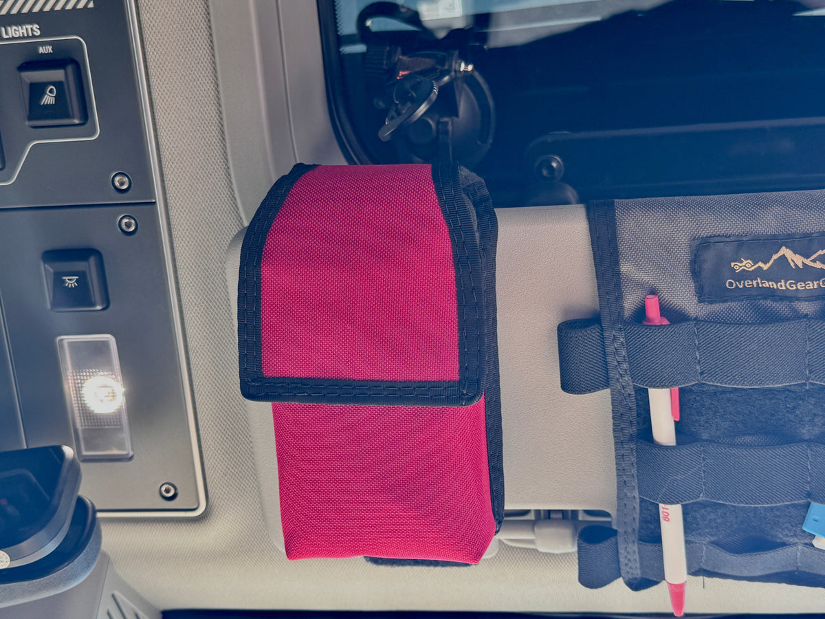 Bolsa para radio con visera solar