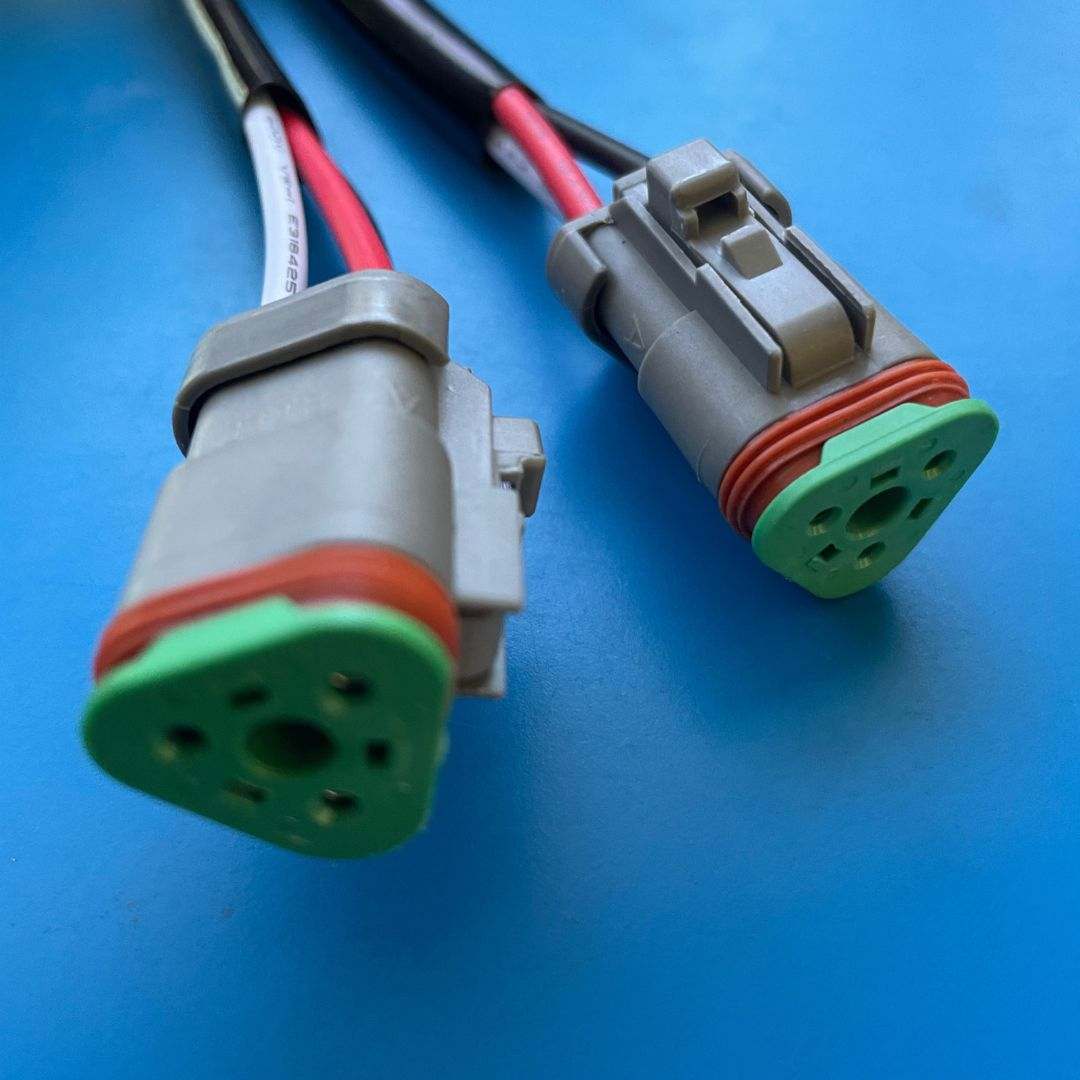 Dual Spotlight 3 Way Wiring Harness - 3m Protected Light Bar Connector