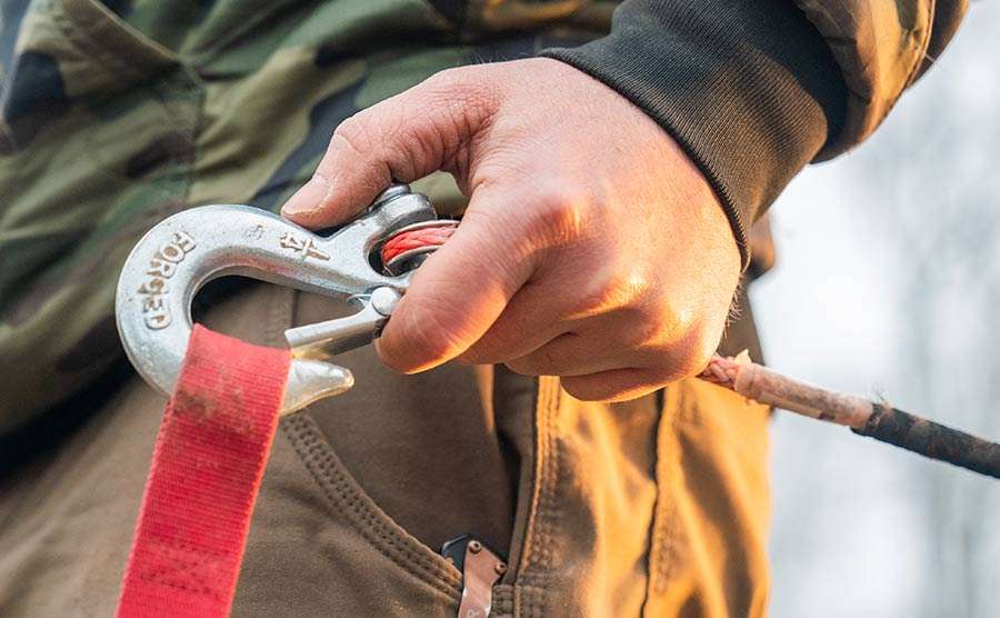 Ninja 4,500 LB Winch - Powerful 12V Electric Winch with Synthetic Rope