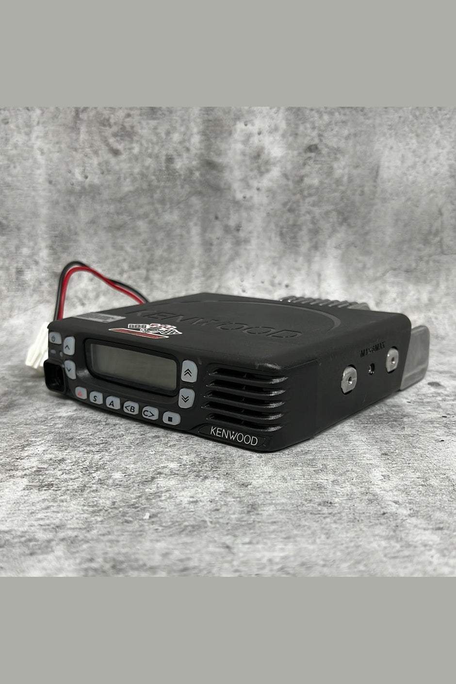 Kenwood TK-8360 UHF radio with slight side marks clearance model