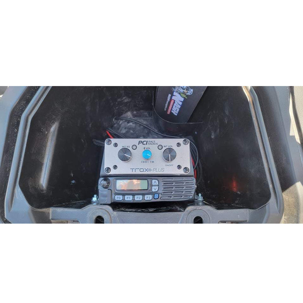 Universal Flat Mount Bracket Icom in Glove Box