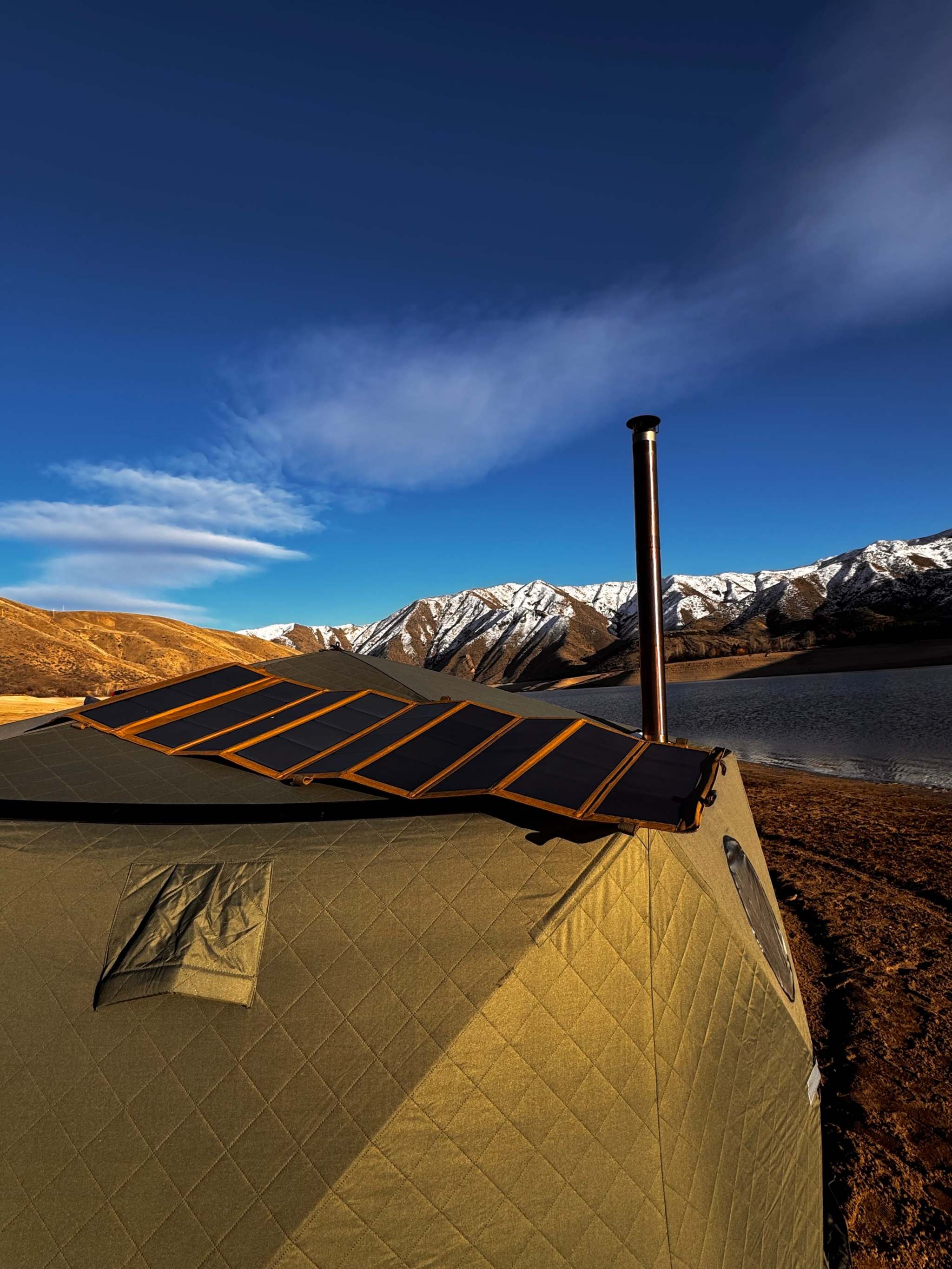 Bugout™ 130 Portable Solar Charger: The Ultimate Solar Bugout Bag