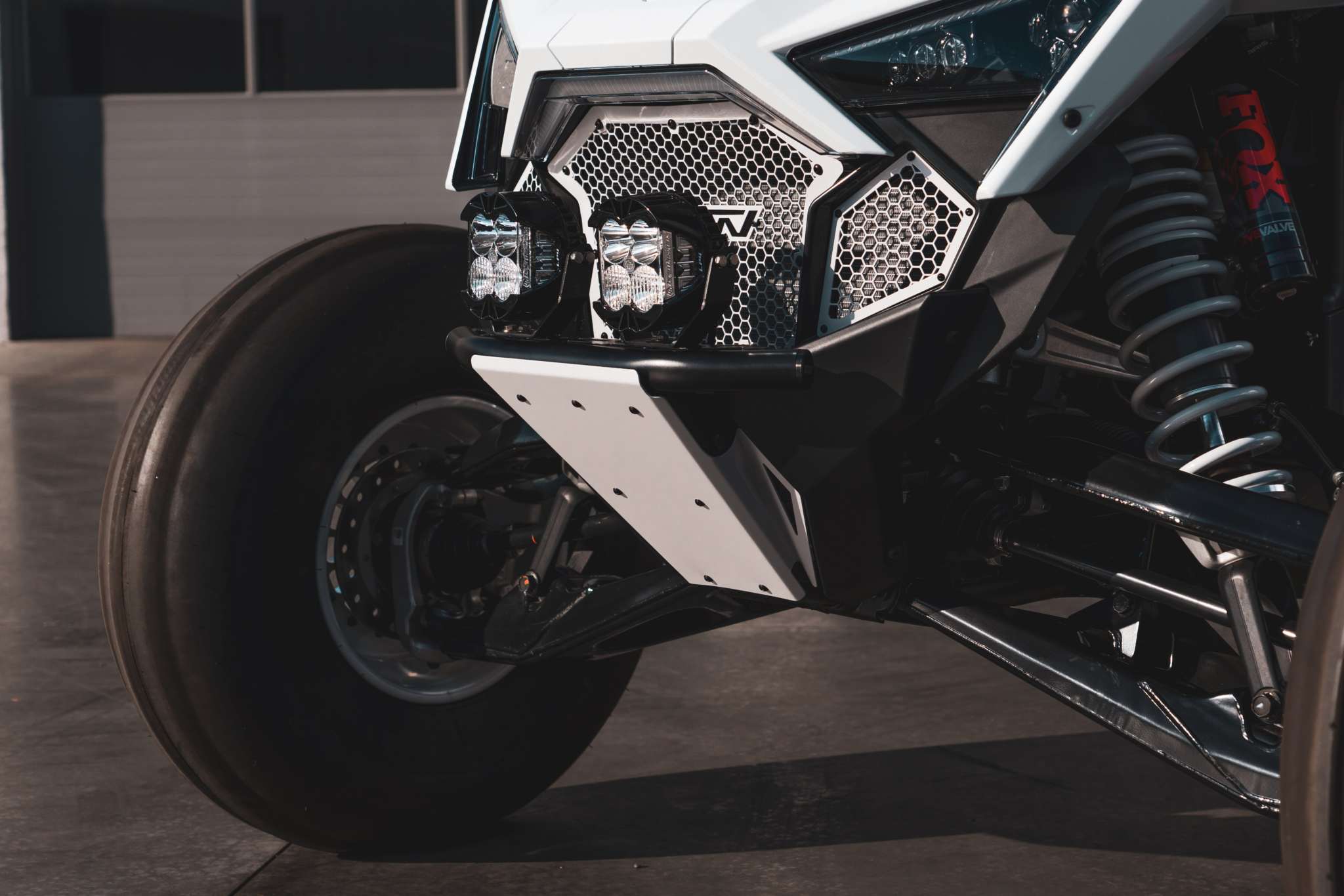 TMW Prerunner bumper Skid Plate - With Black Powder-Coated Protection