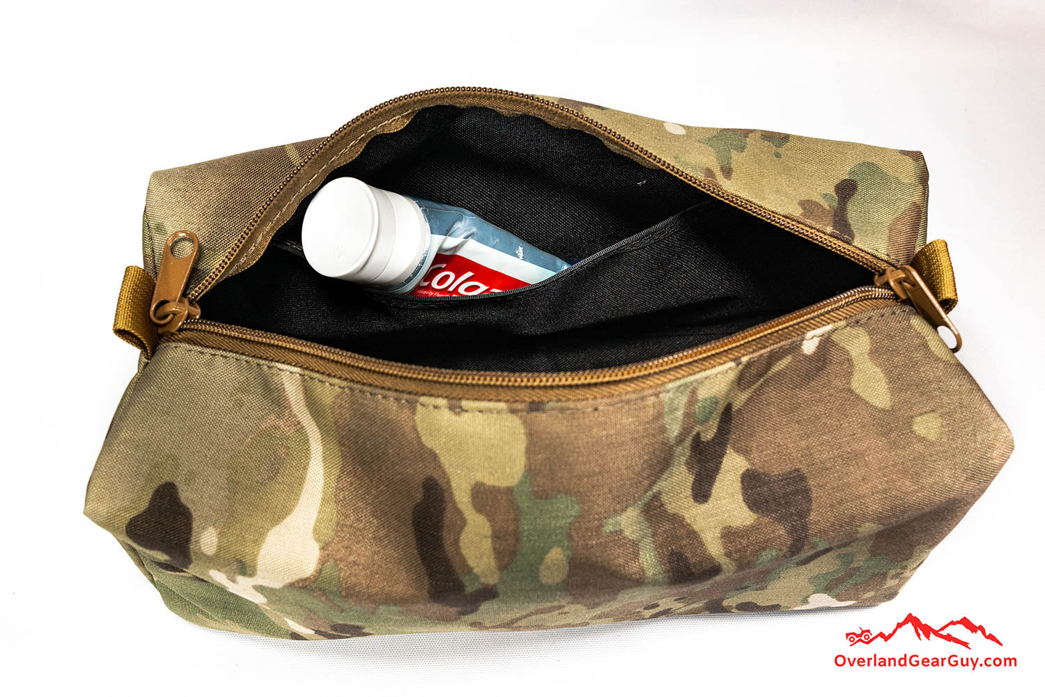 Ditty Toiletries Bag: Waterproof Travel Organizer with Multiple Pockets