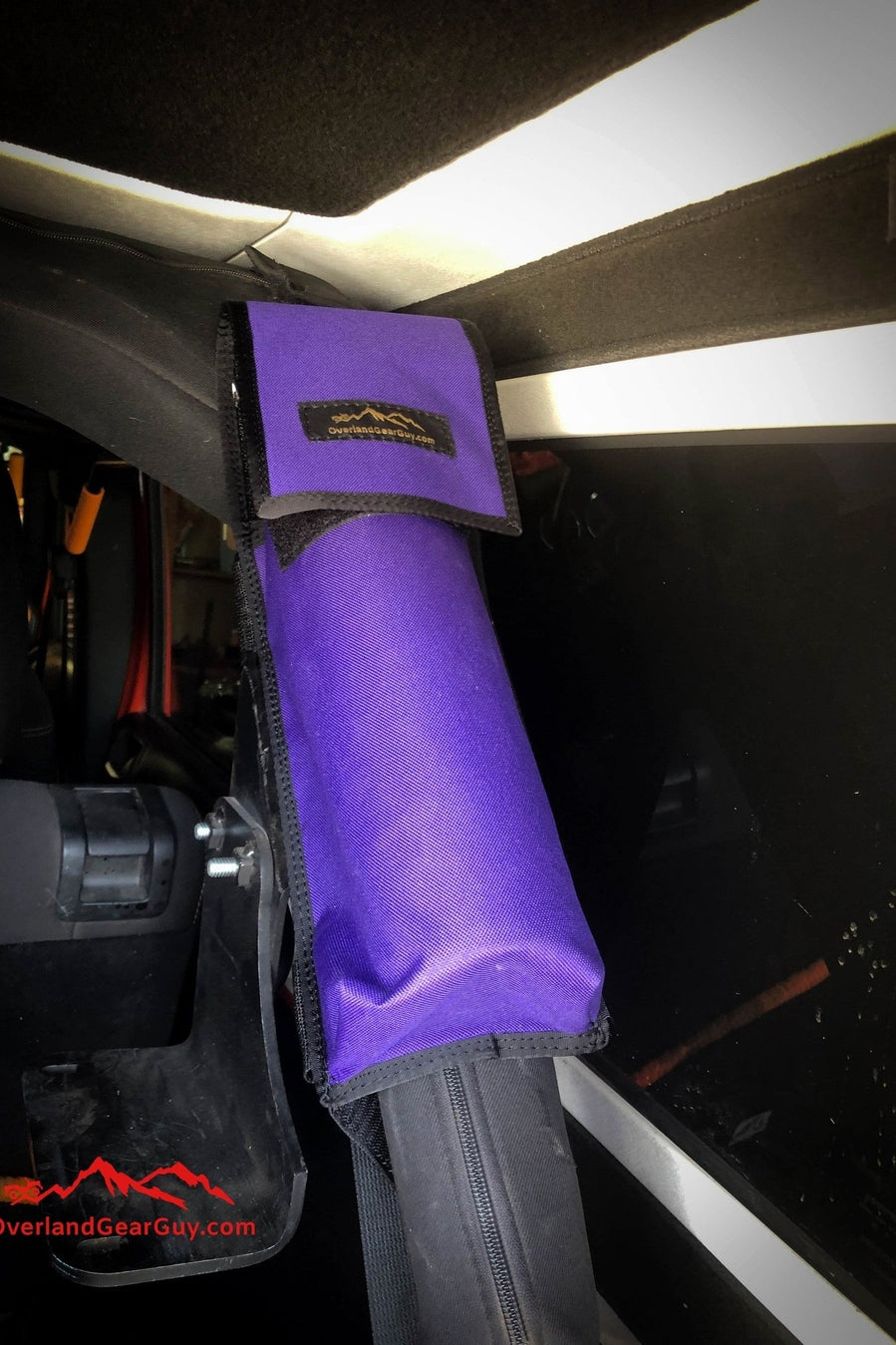 Heavy-Duty Jeep Fire Extinguisher Pouch Roll Bar for Secure Off-Road Travel