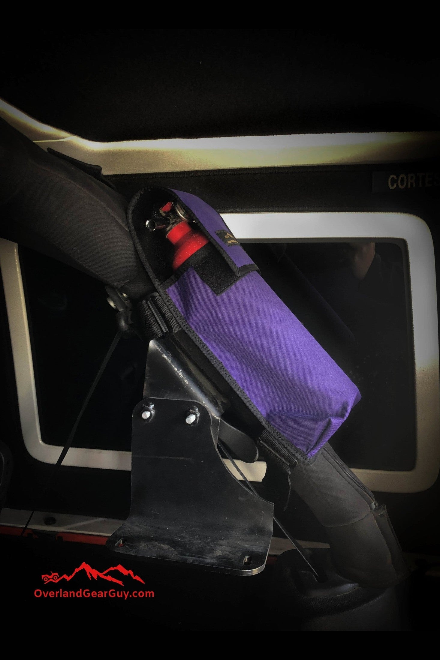 Heavy-Duty Jeep Fire Extinguisher Pouch Roll Bar for Secure Off-Road Travel