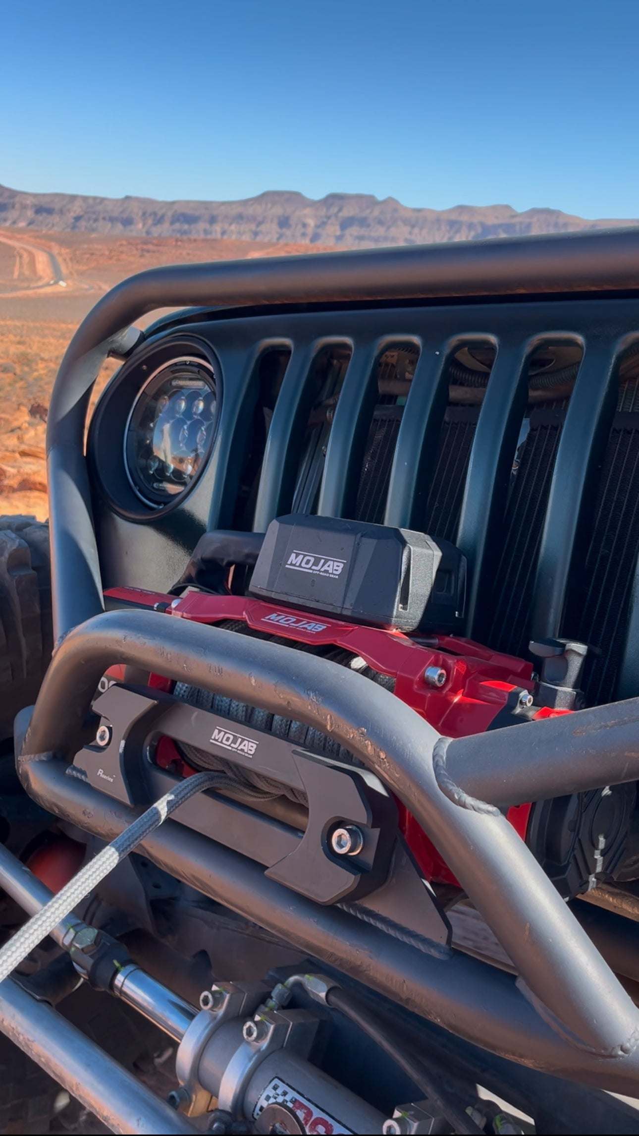 Electric Winch - 13,500 lb Capacity for Heavy Duty Recovery