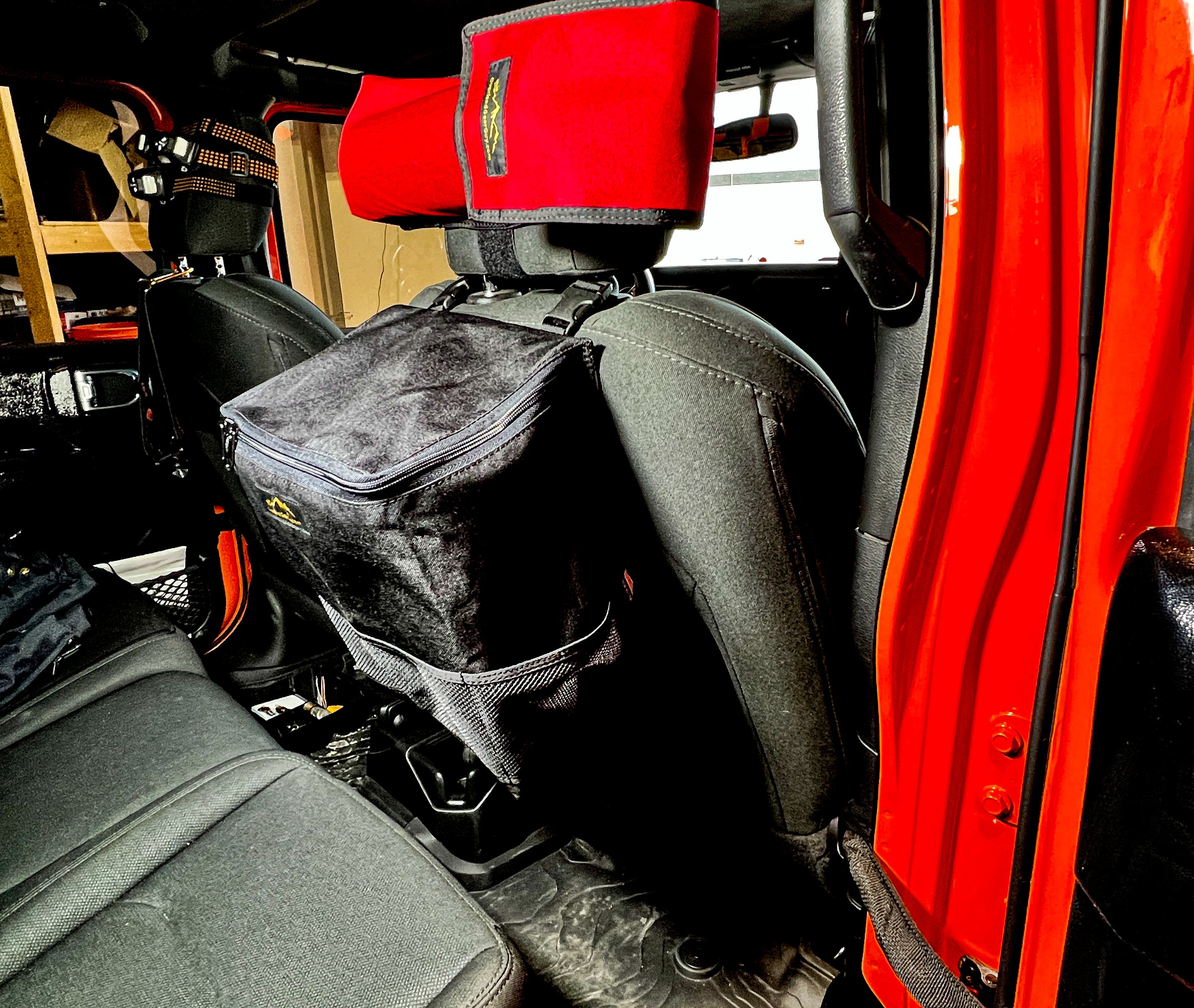 Medium Headrest Trash Bag for Clean and Organized Vehicles