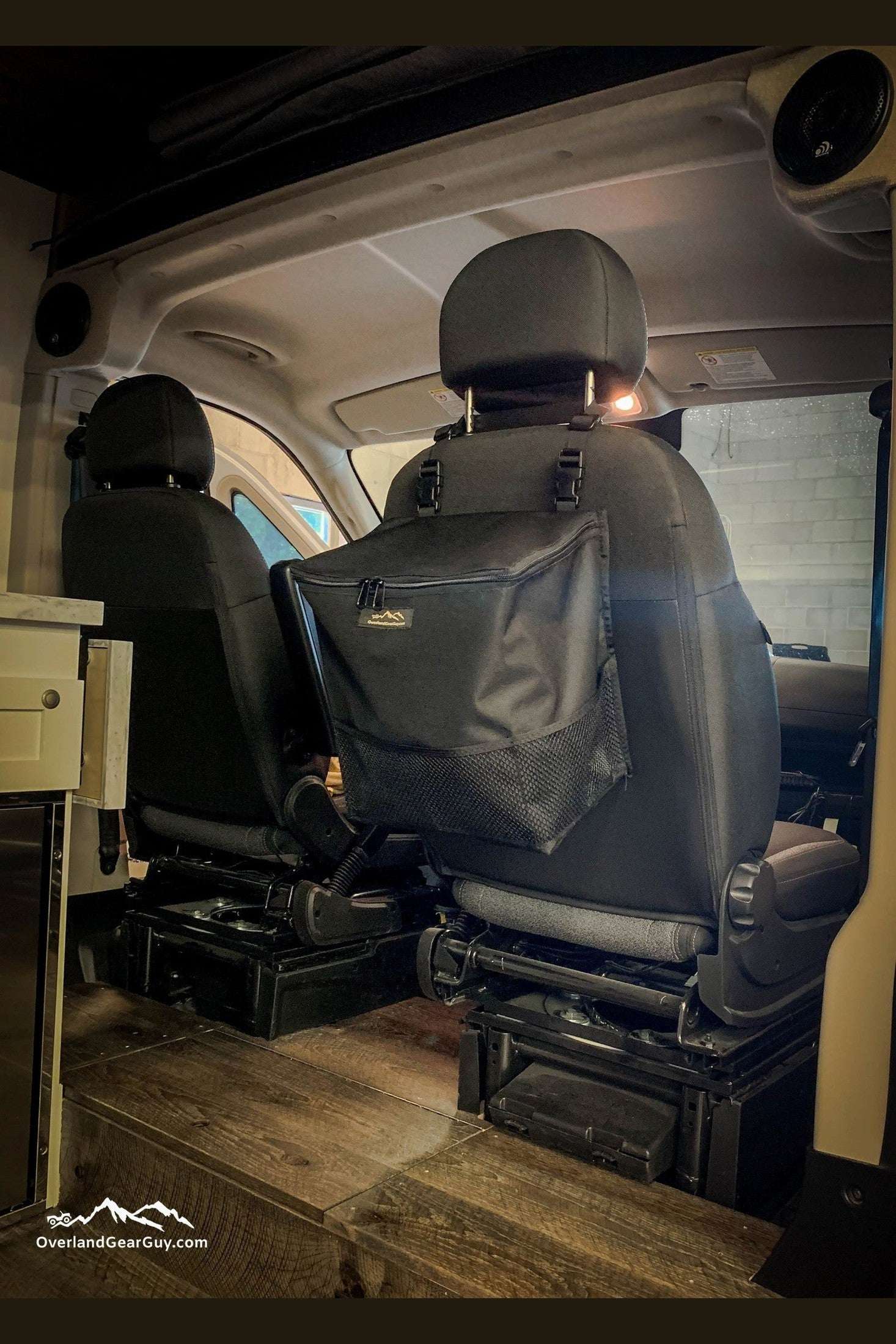 Medium Headrest Trash Bag for Clean and Organized Vehicles