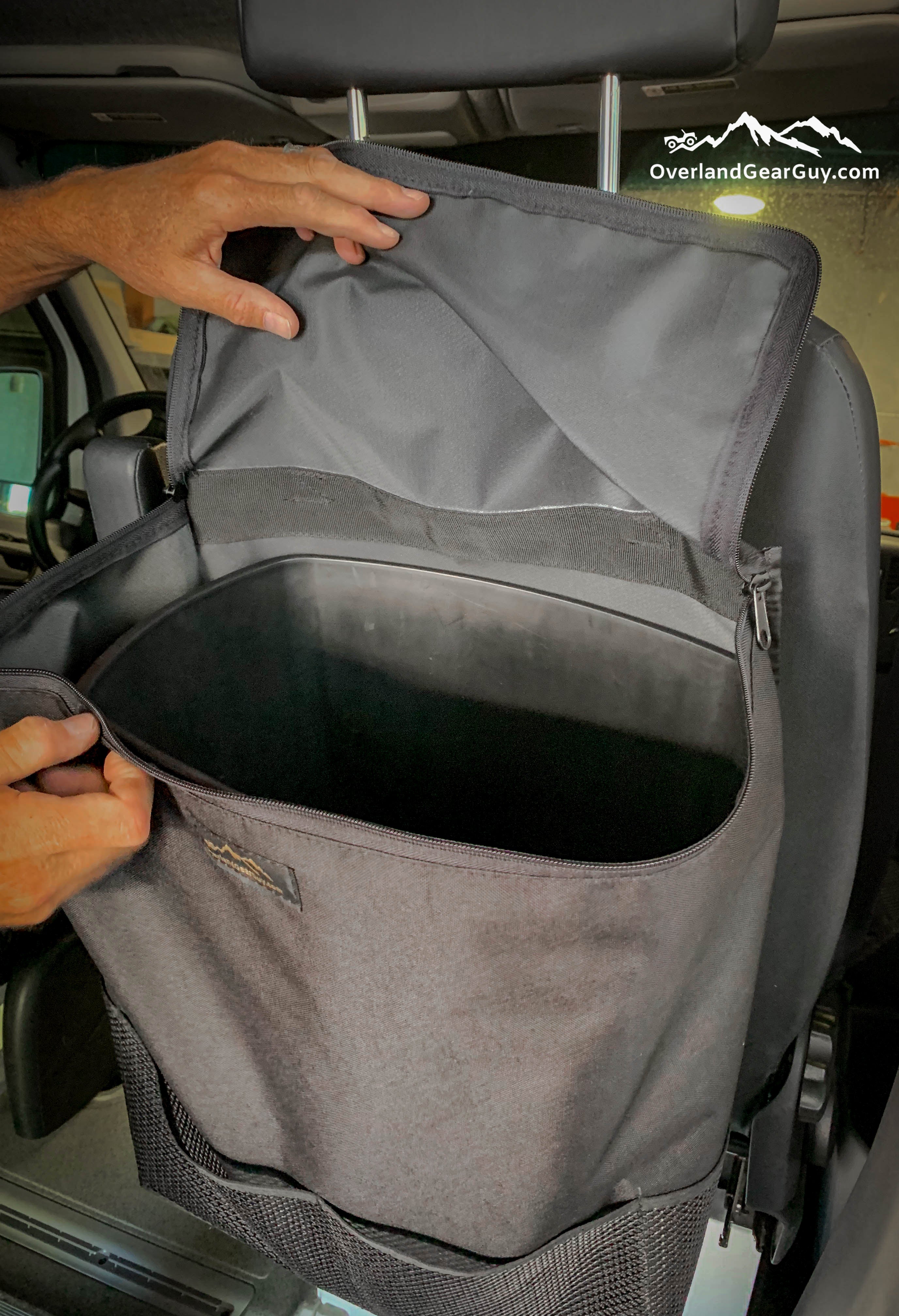 Mejore la organización del vehículo con nuestra bolsa de basura grande para reposacabezas