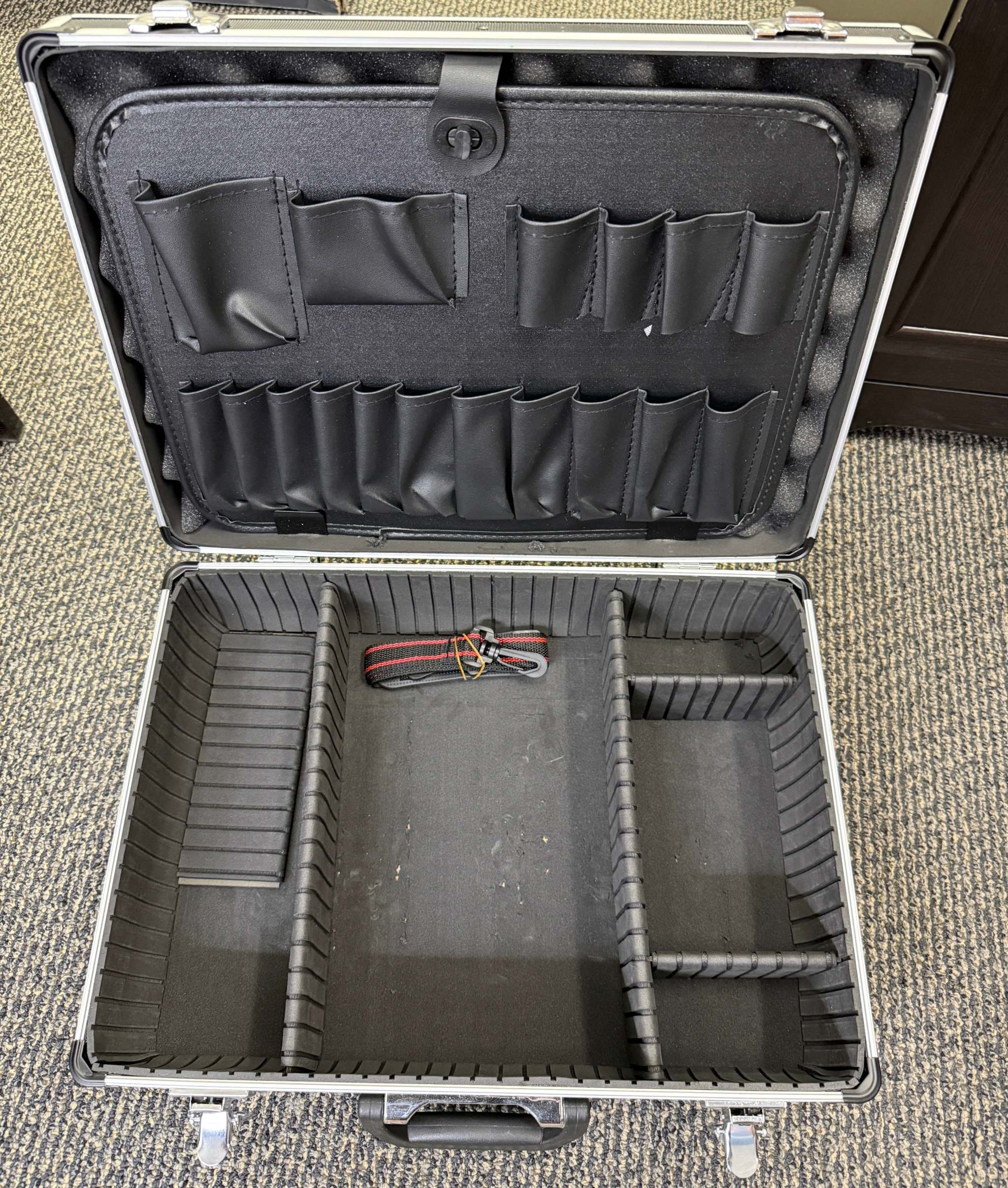 Clearance Aluminum Carrying Case - PCI Race Radios