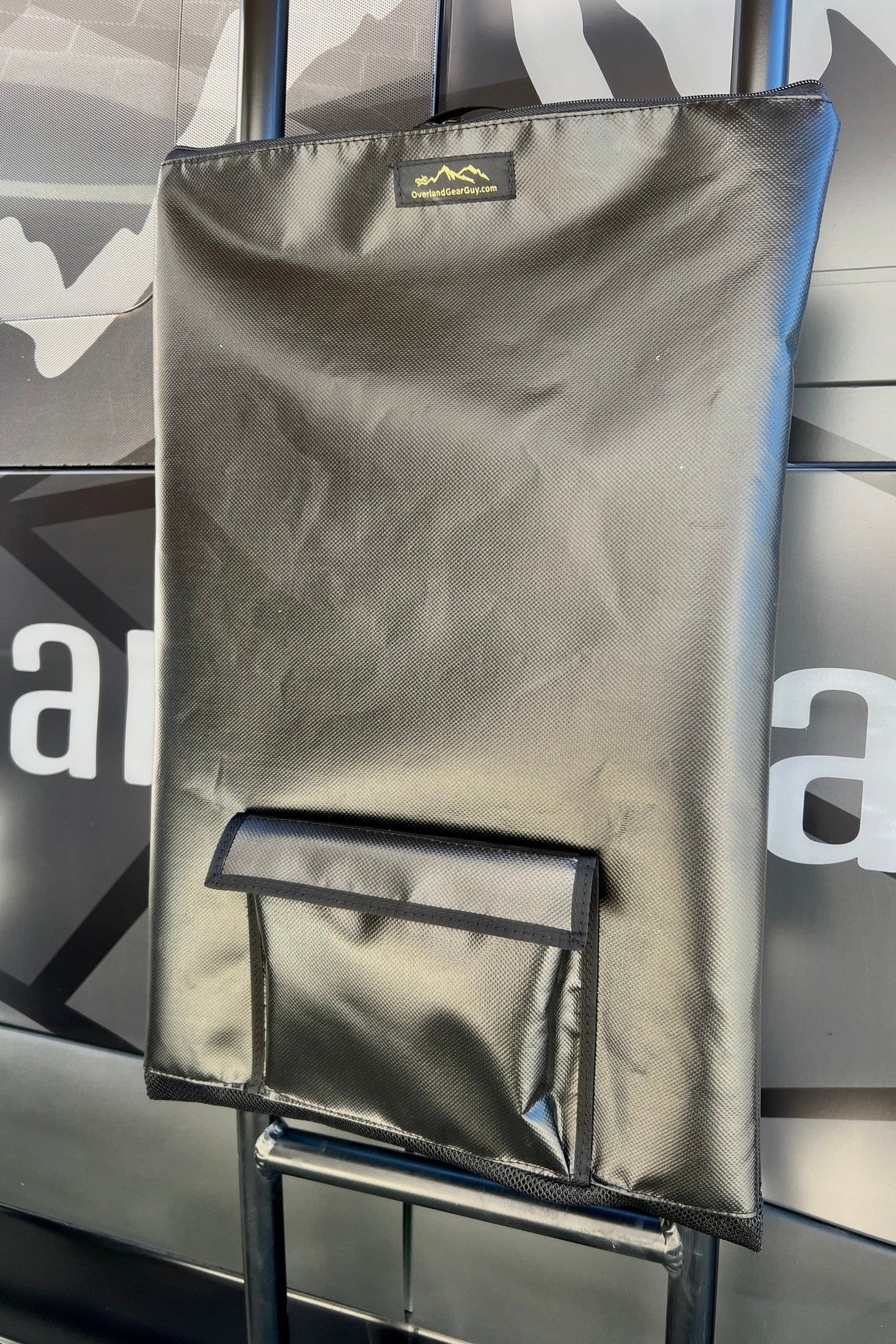 INEOS Grenadier  Ladder Trash Bag - 24 inch