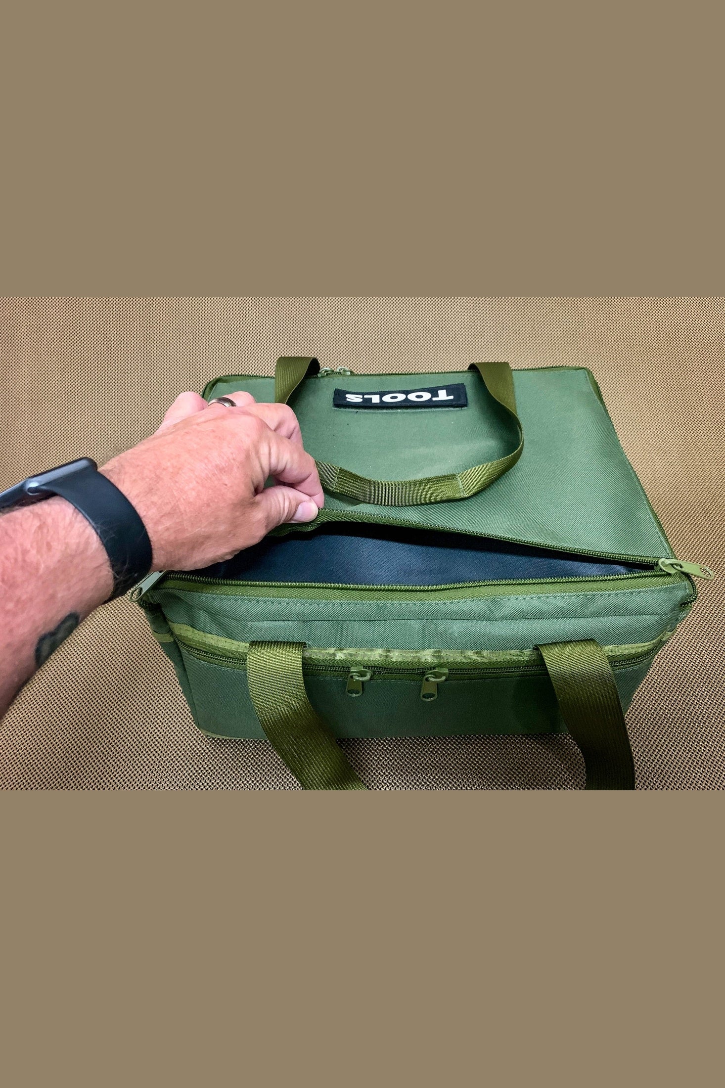 GPC Tool Bag: Ultimate Organizer for Mechanics, DIY Enthusiasts, and Adventurers