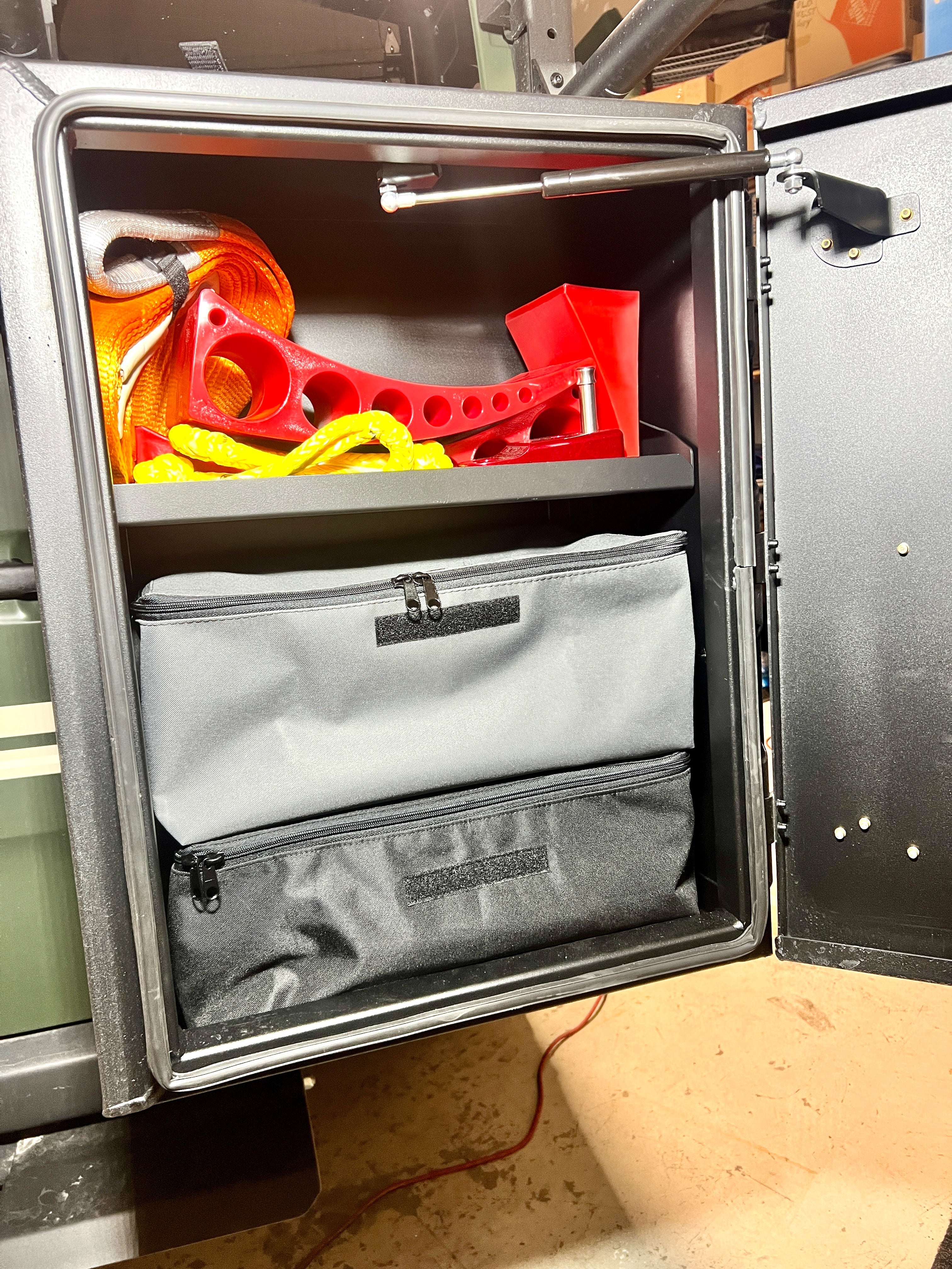 EXPEDITION BOX-LARGE Divider Storage Bags