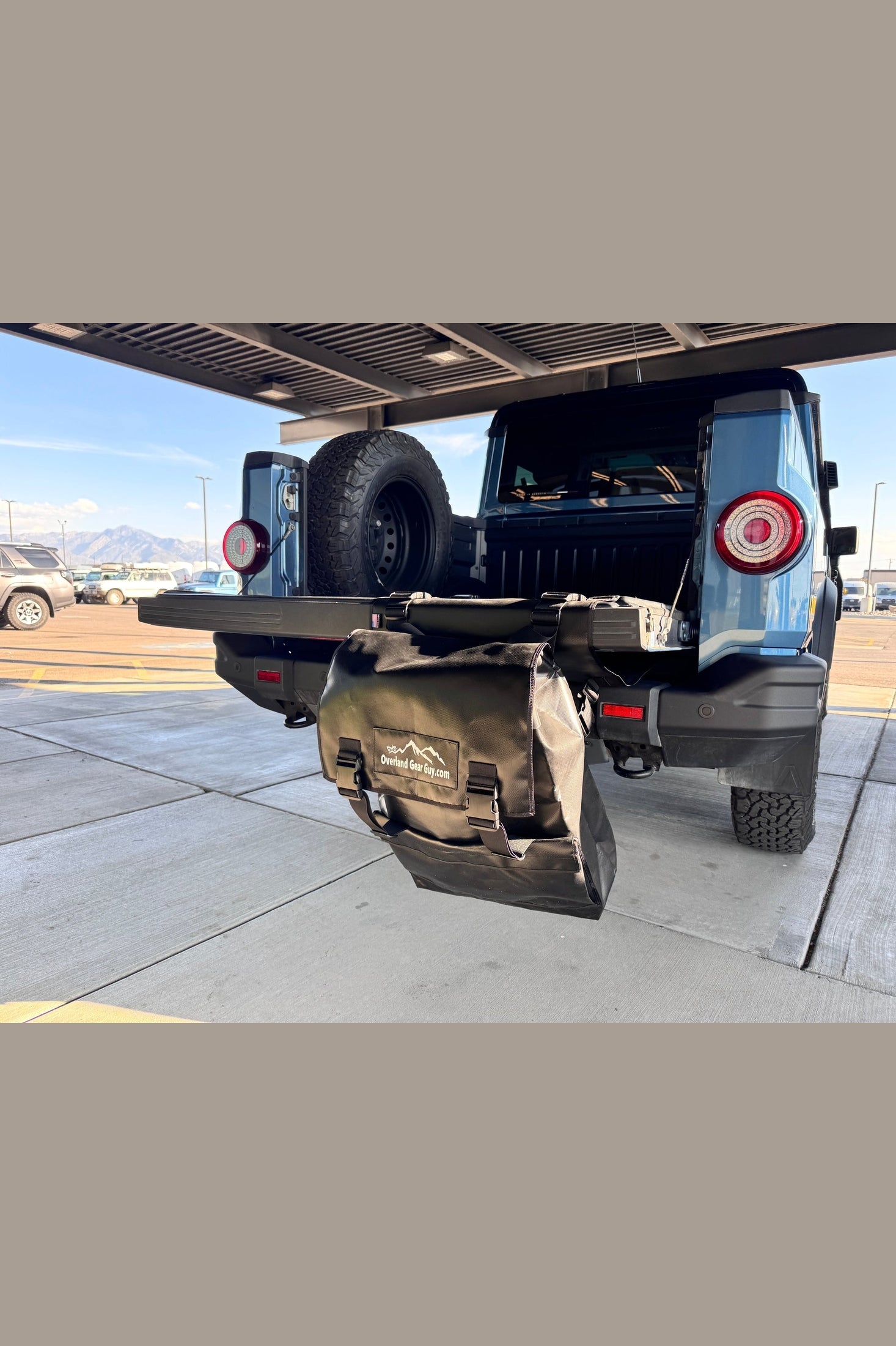Tailgate Trash Bag Gladiator - Tacoma - Ram - Rivian -QuarterMaster