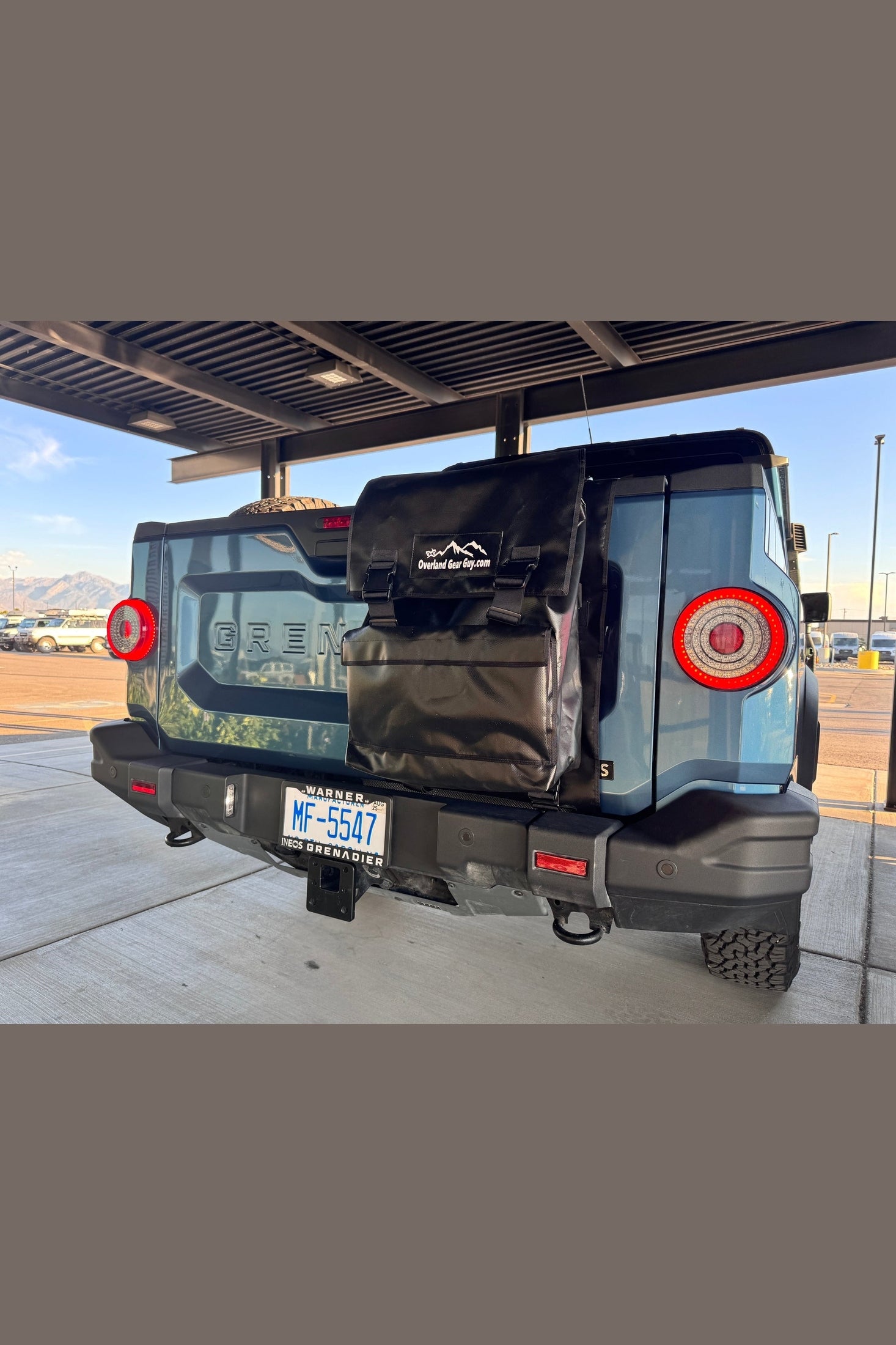 Tailgate Trash Bag Gladiator - Tacoma - Ram - Rivian -QuarterMaster