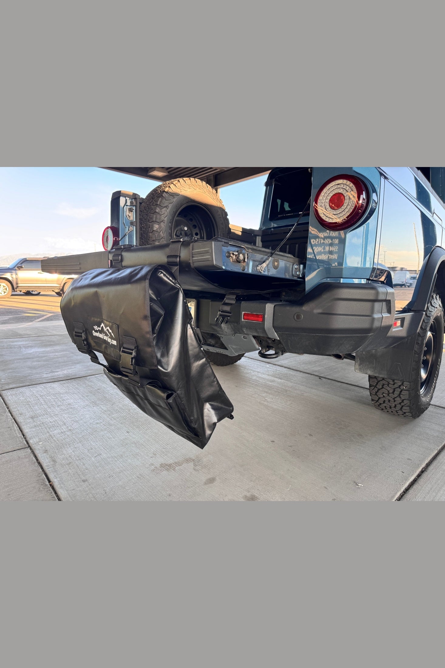 Tailgate Trash Bag Gladiator - Tacoma - Ram - Rivian -QuarterMaster