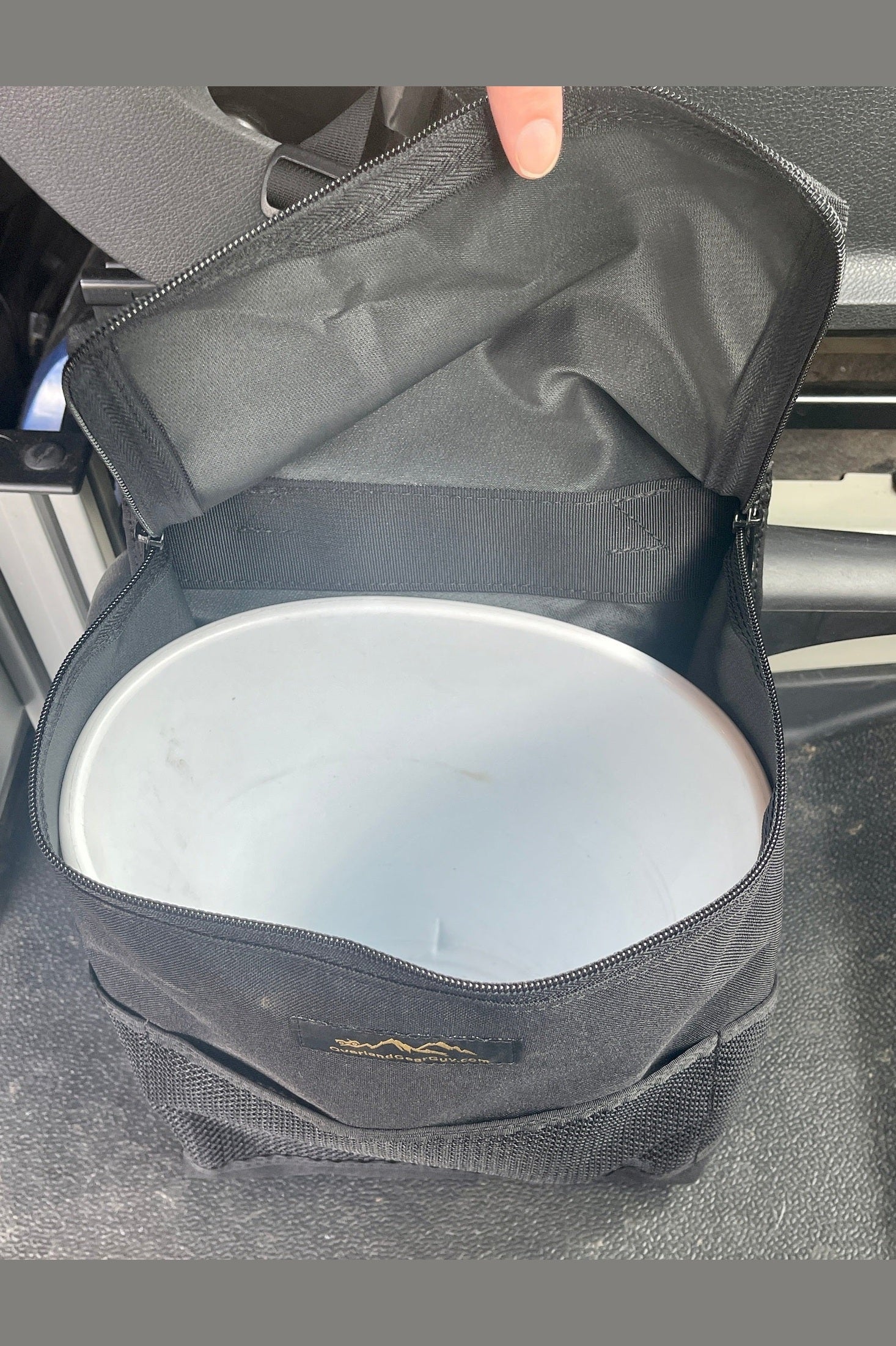 Revel Van Trash Bag Between the Seats . - Medium