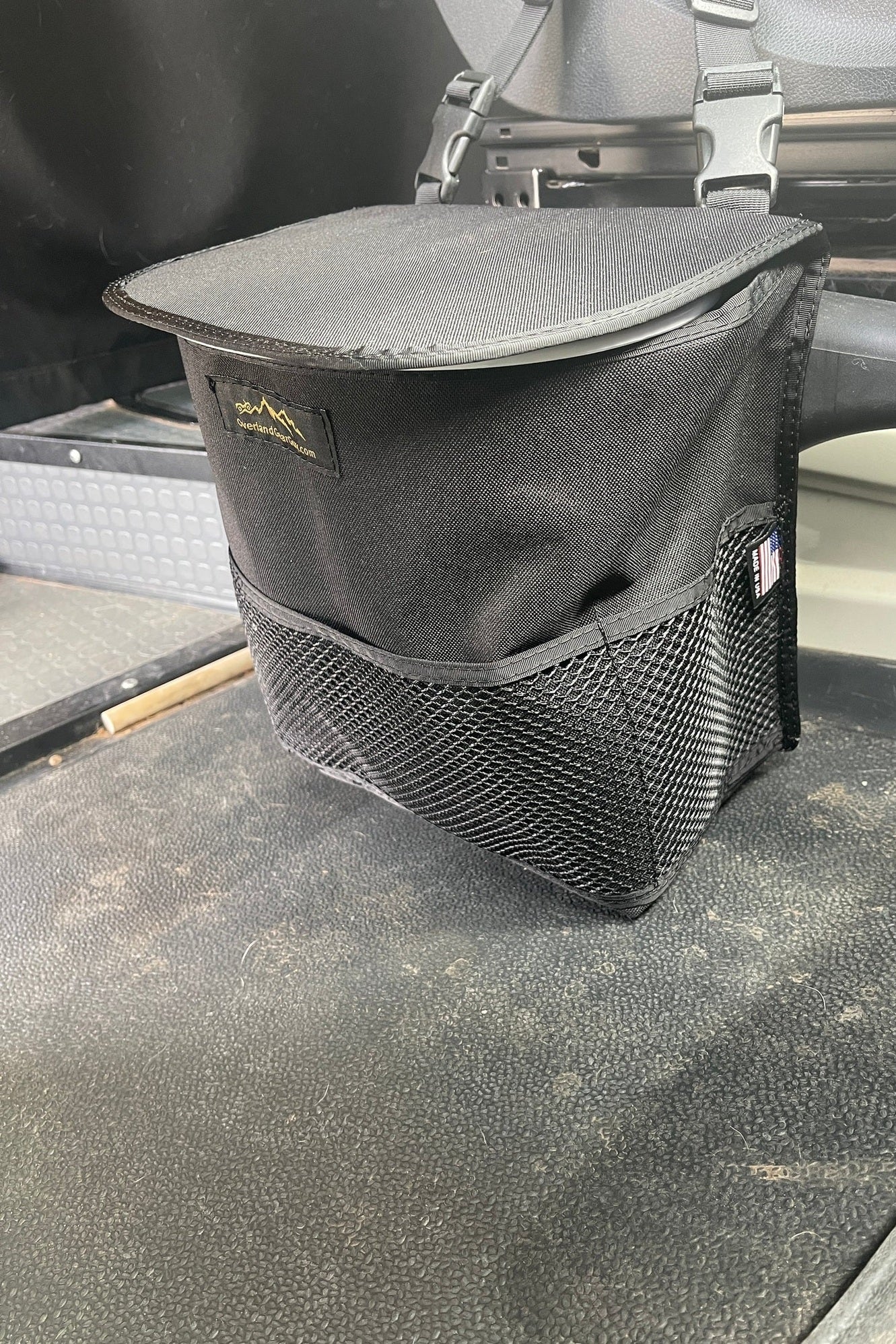 Revel Van Trash Bag Between the Seats . - Medium