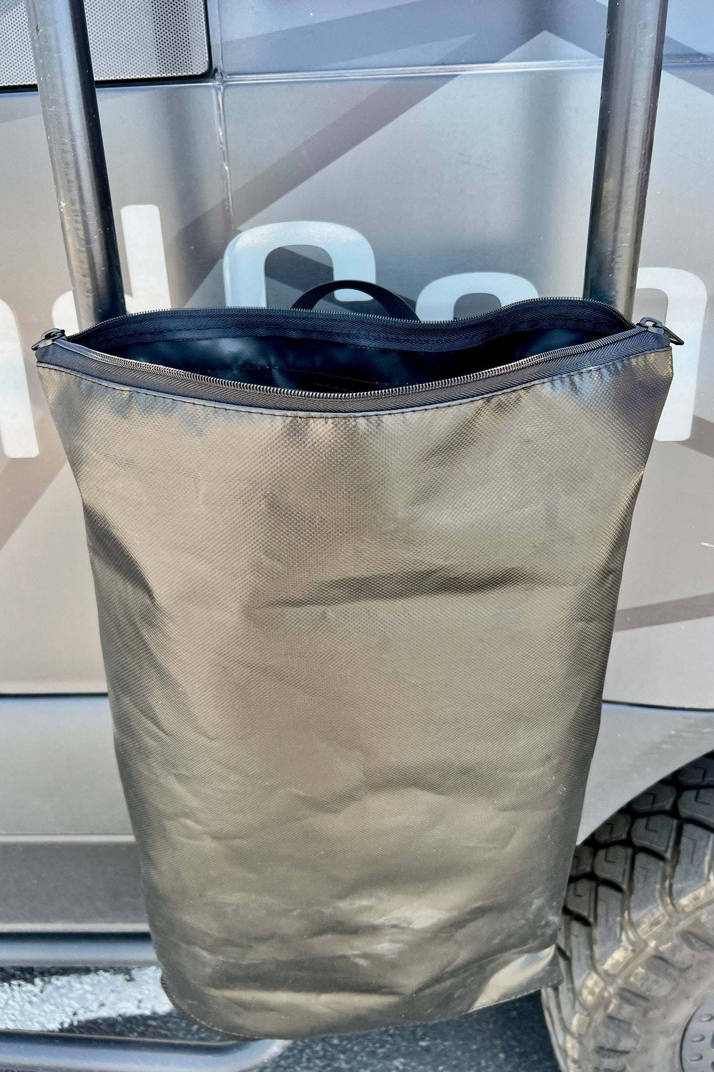 Ladder Trash Bag - 24 inch