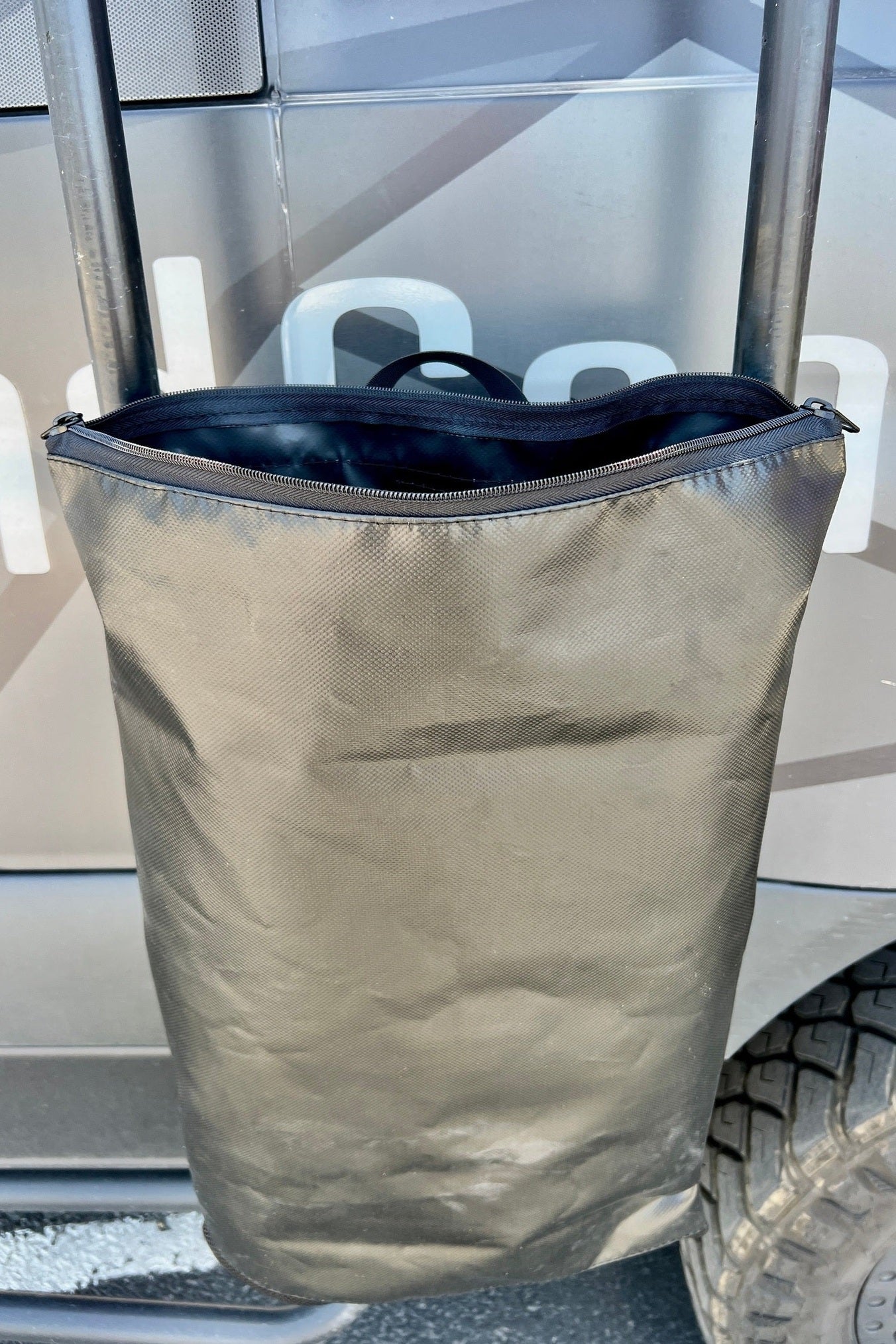 INEOS Grenadier  Ladder Trash Bag - 24 inch
