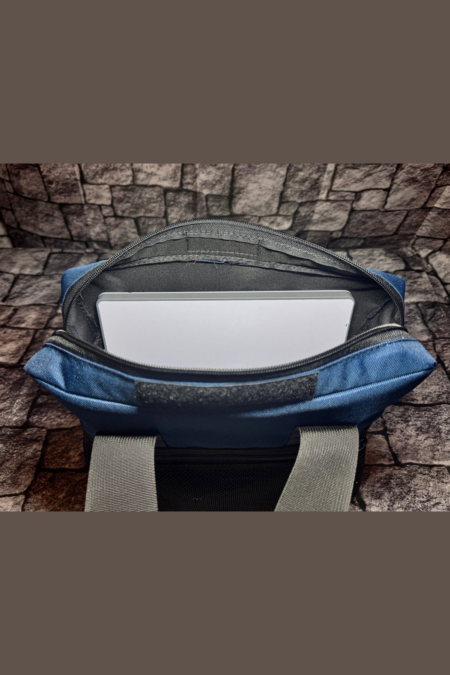 Starlink Mini Carry Bag: Spacious Interior & Protective Design for Your Equipment