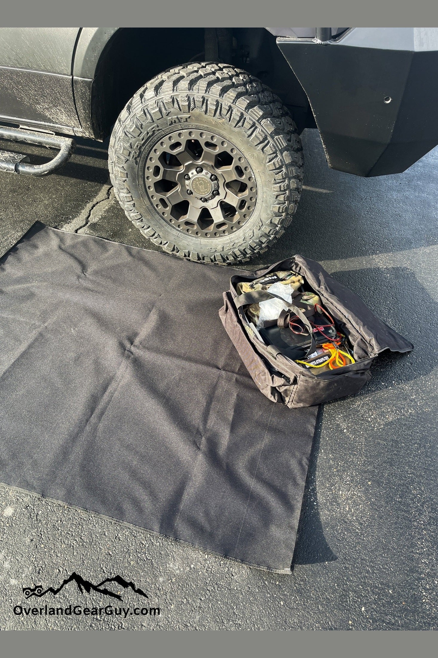 Tony Ground Mat