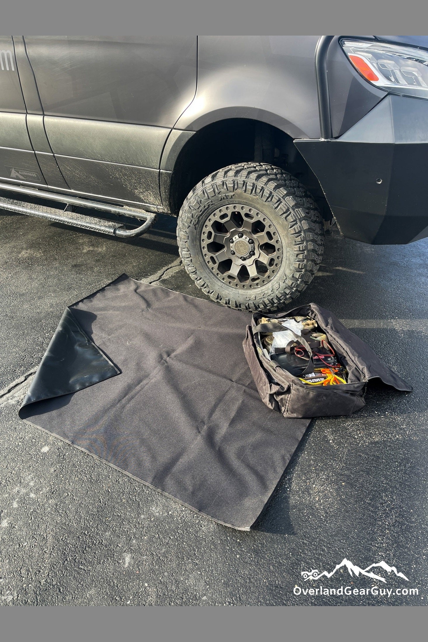 Tony Ground Mat