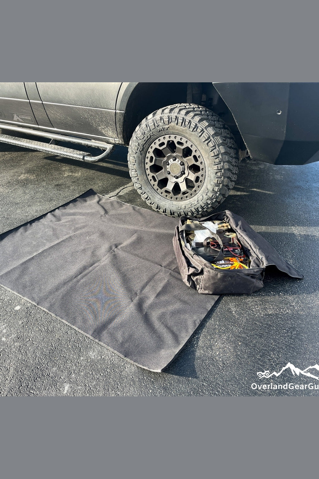 Tony Ground Mat