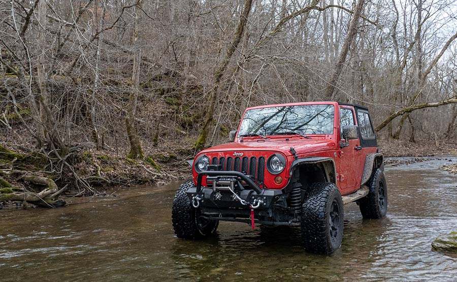 Gladiator R-Type 12,500 LB Electric Winch - Steel Rope for Off-Road