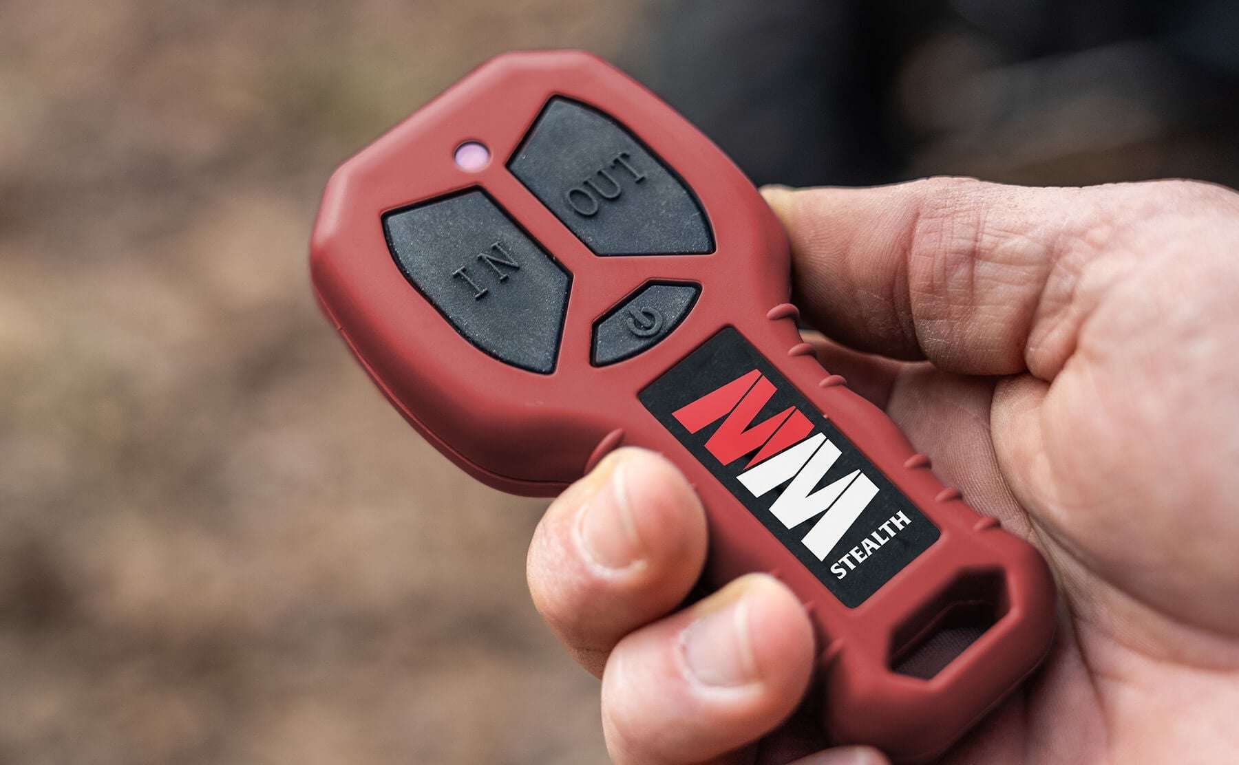 Stealth 13,500lb 12v Electric Winch - Synthetic Rope