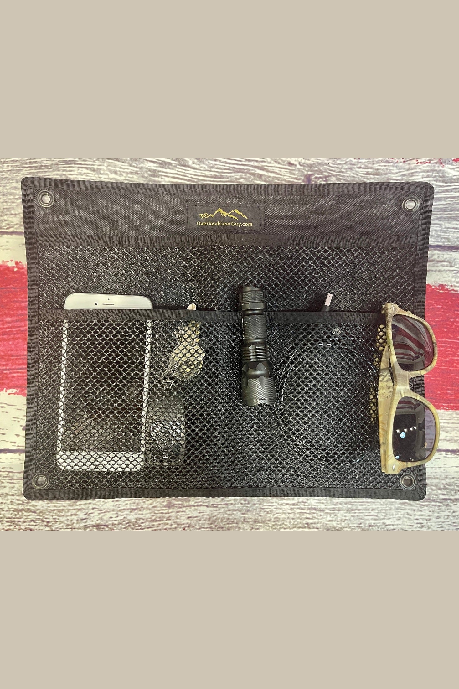 Wall Organizational Pouch - Grommets
