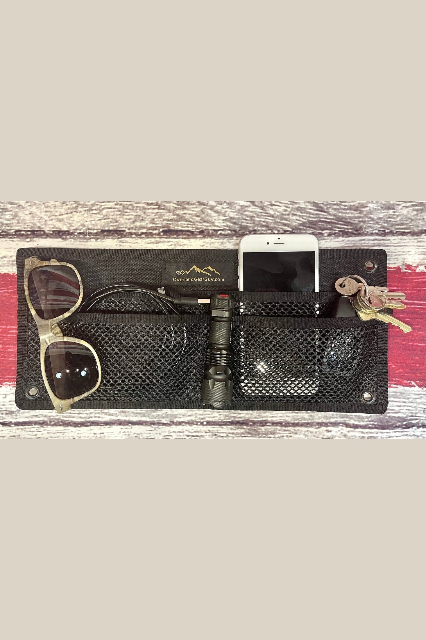 Wall Organizational Pouch - Grommets
