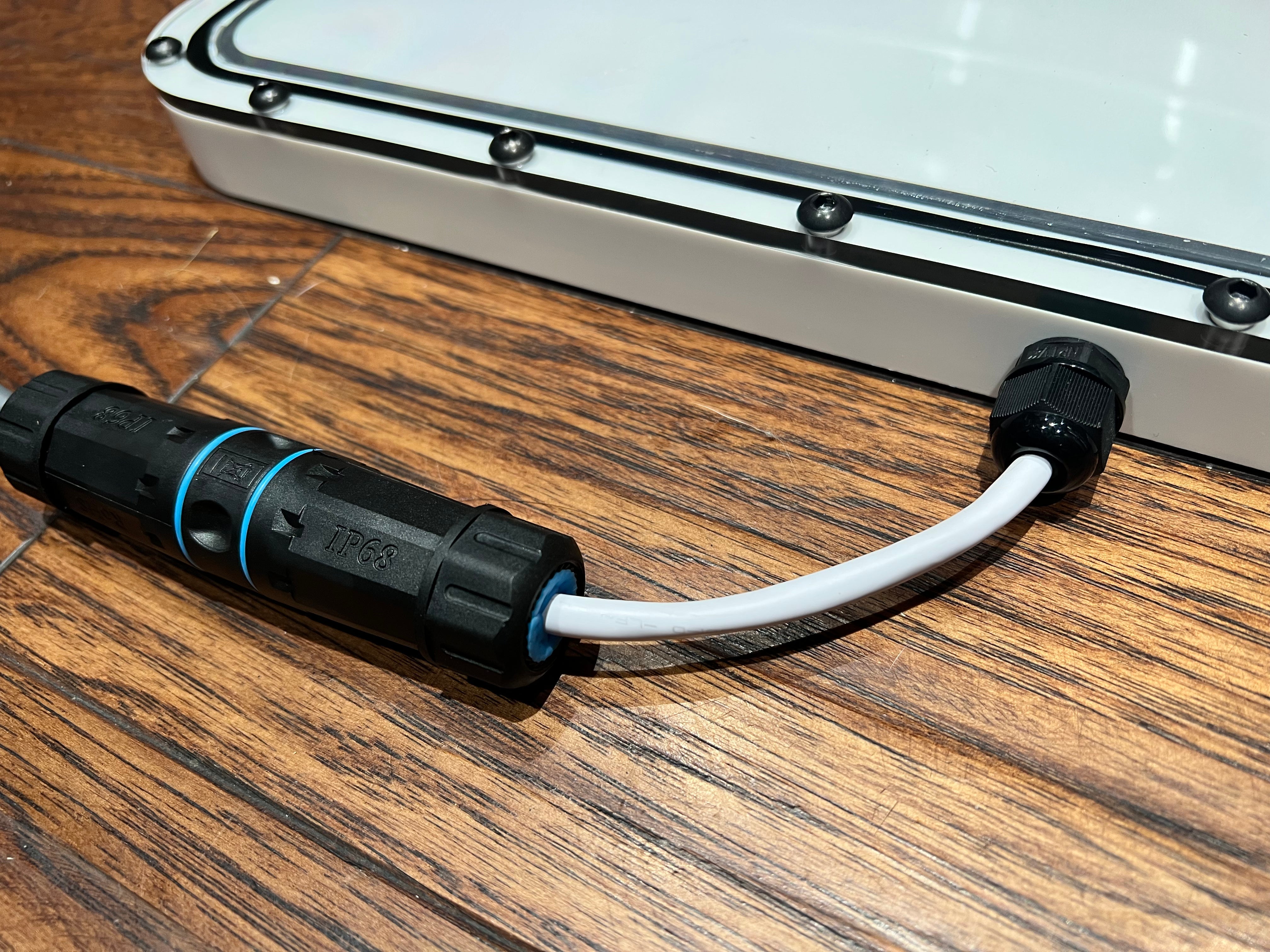 Star-Mount Flat Mount Pro with RJ45: Low Profile Solution for Reliable Starlink Connections